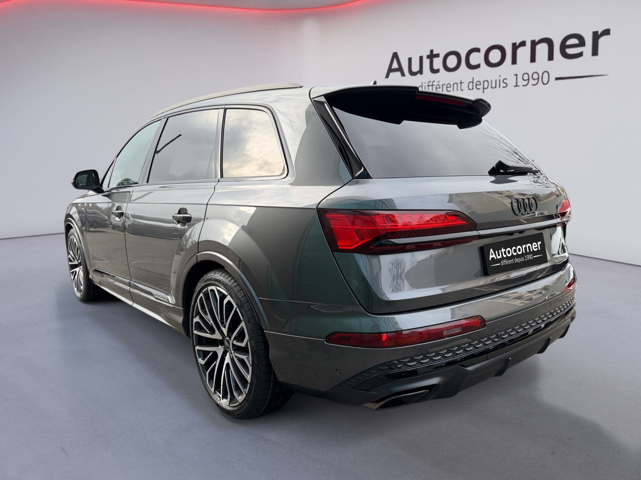 listing desktop thumbnail image 2