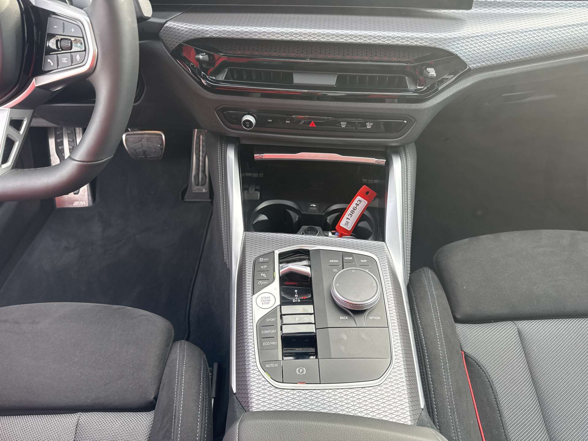 listing desktop thumbnail image 11