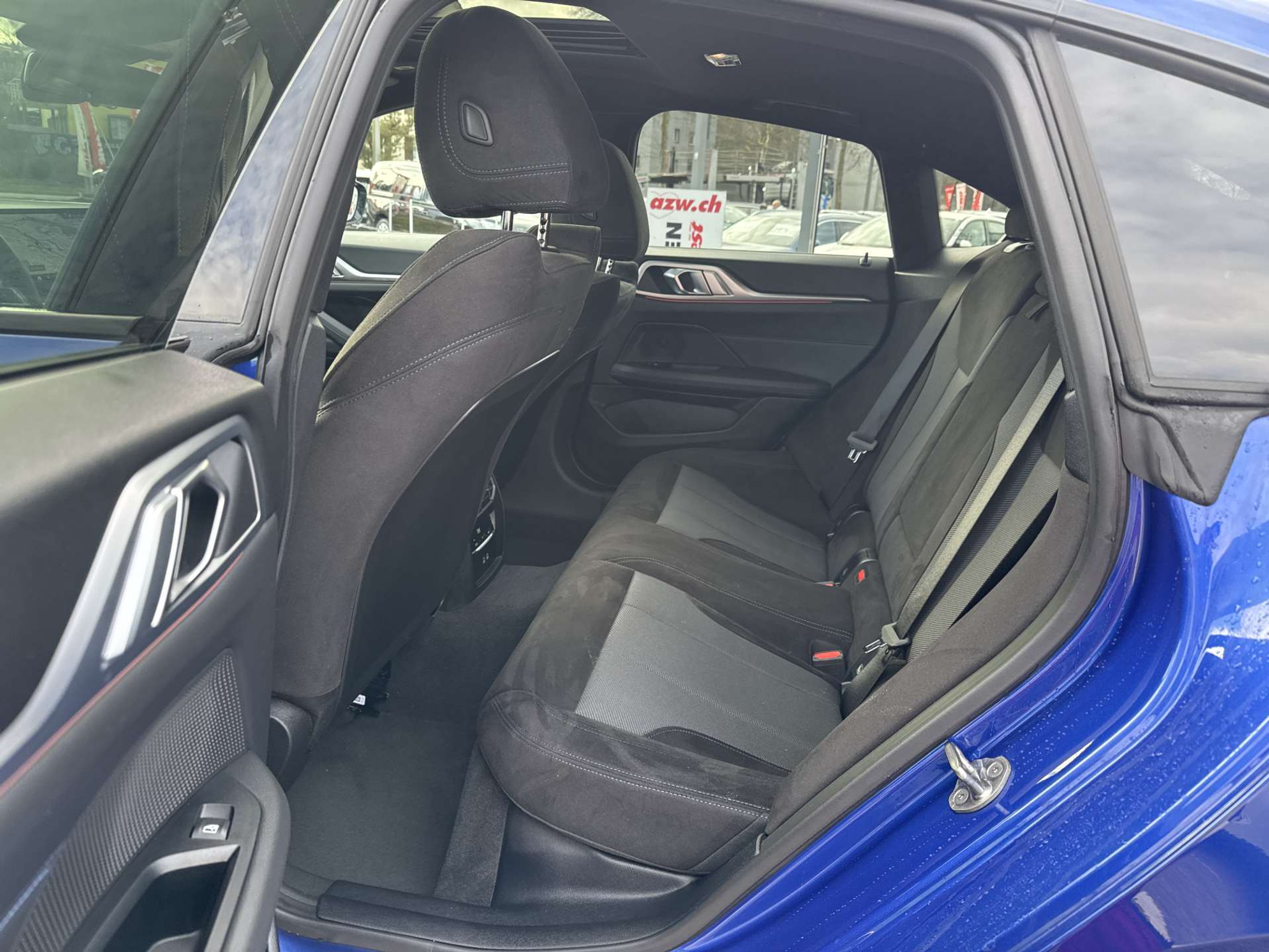 listing desktop thumbnail image 6