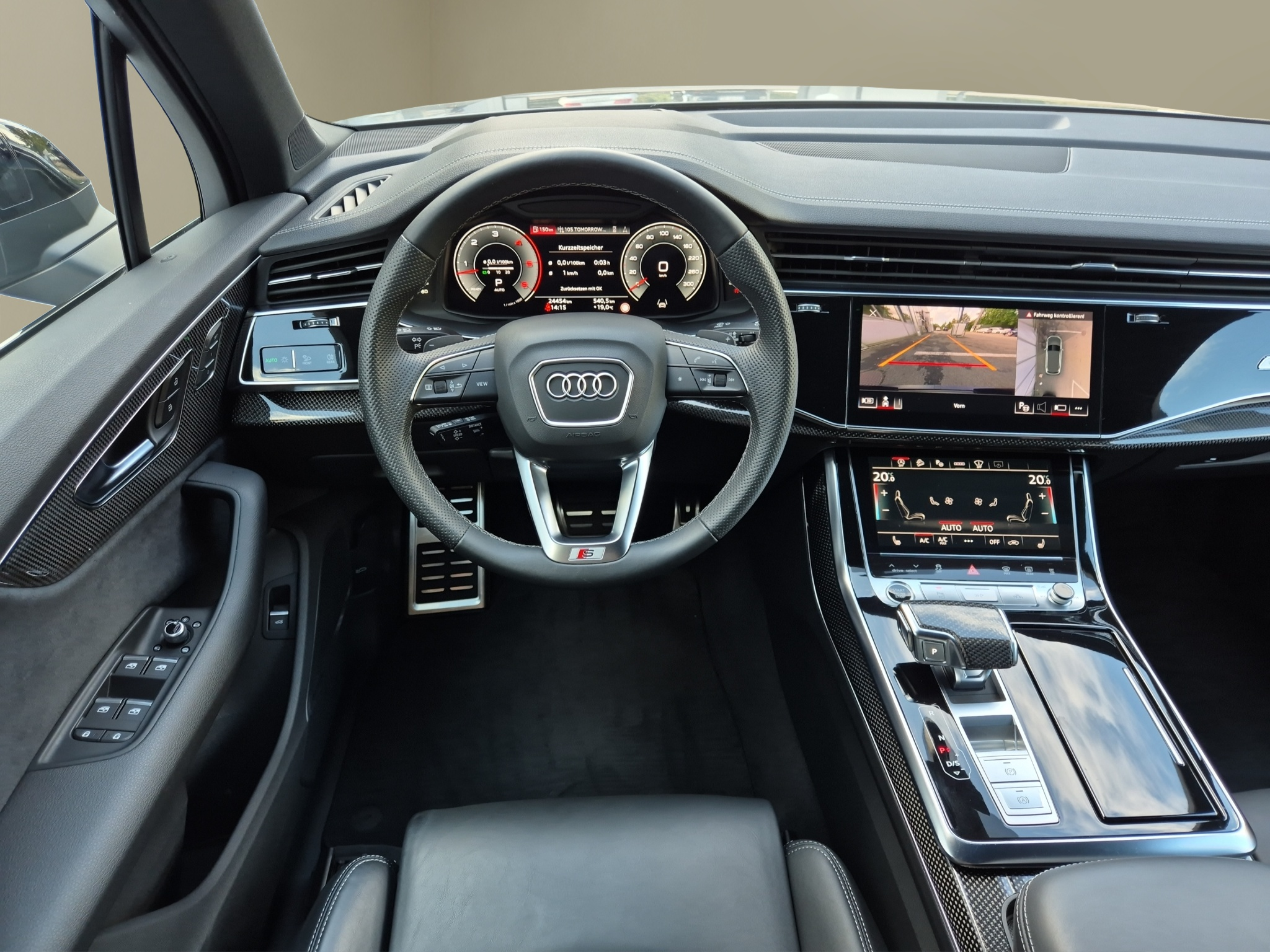 listing desktop thumbnail image 10