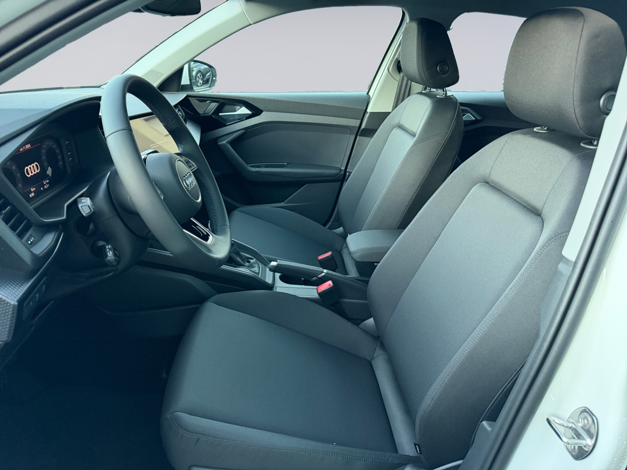 listing desktop thumbnail image 6