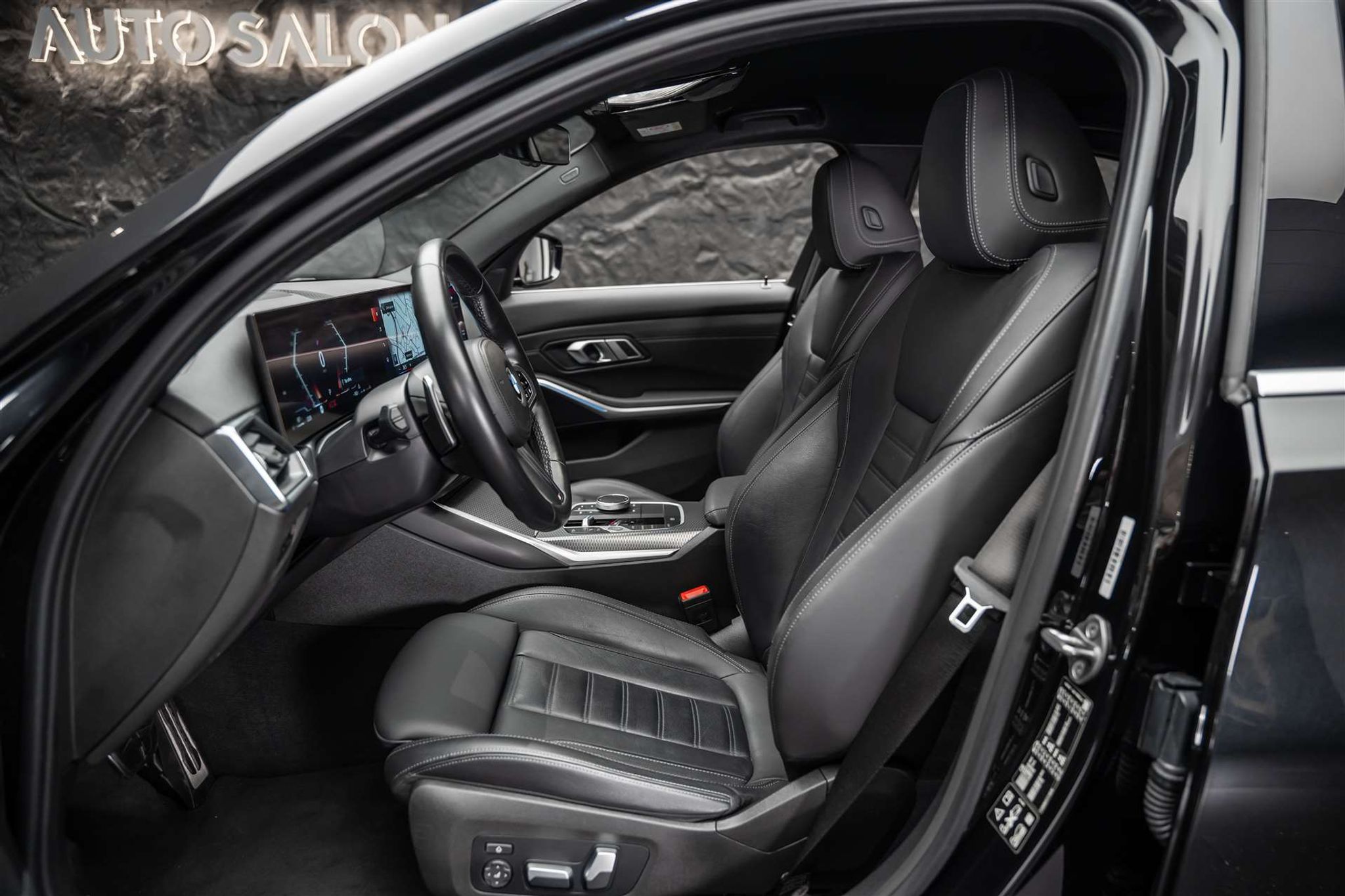 listing desktop thumbnail image 8