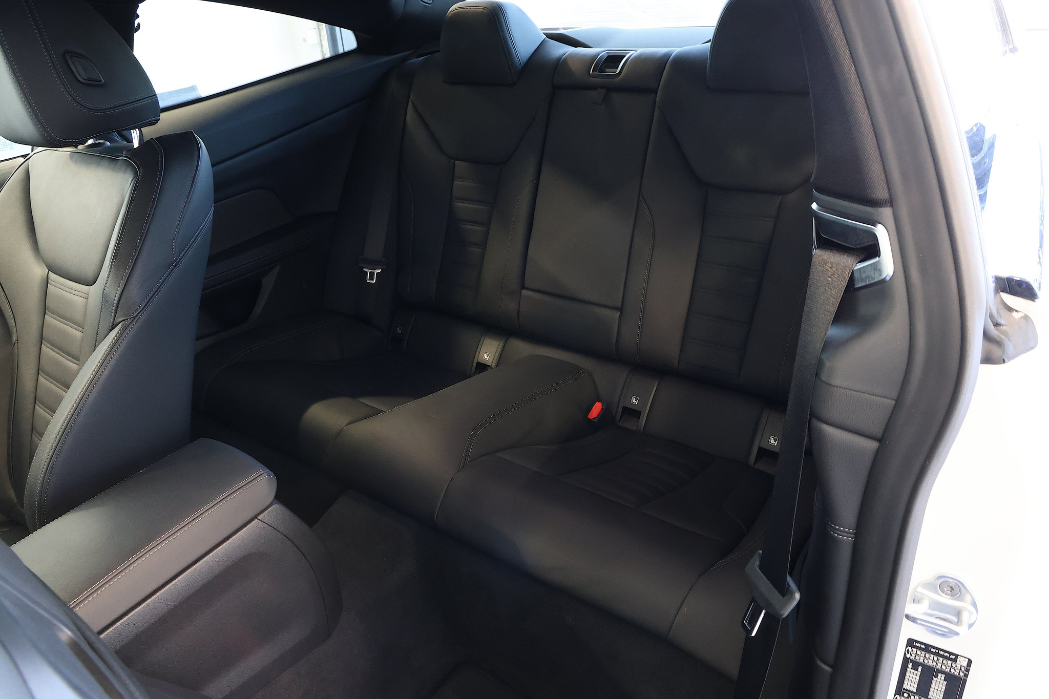 listing desktop thumbnail image 14