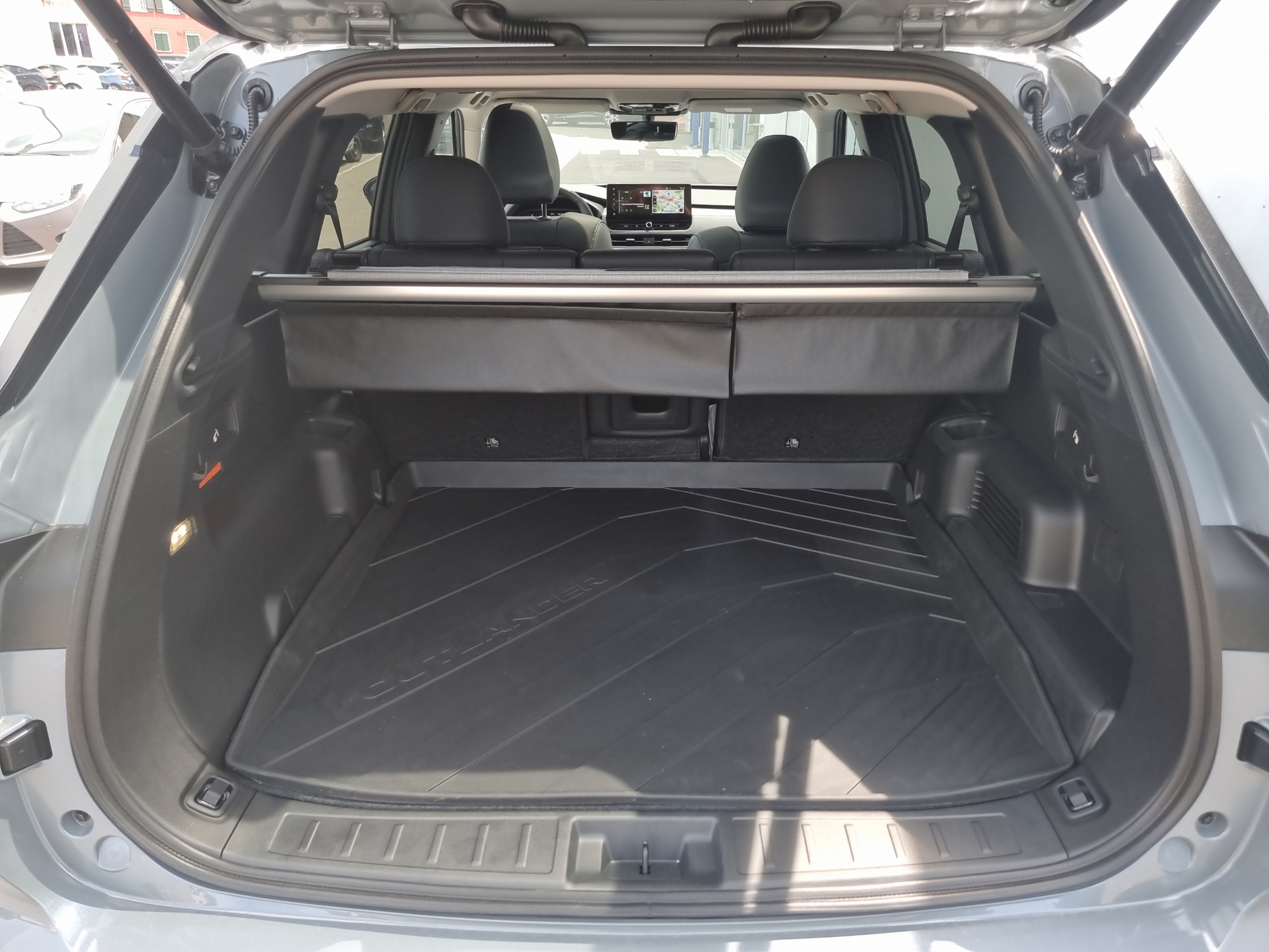 listing desktop thumbnail image 15