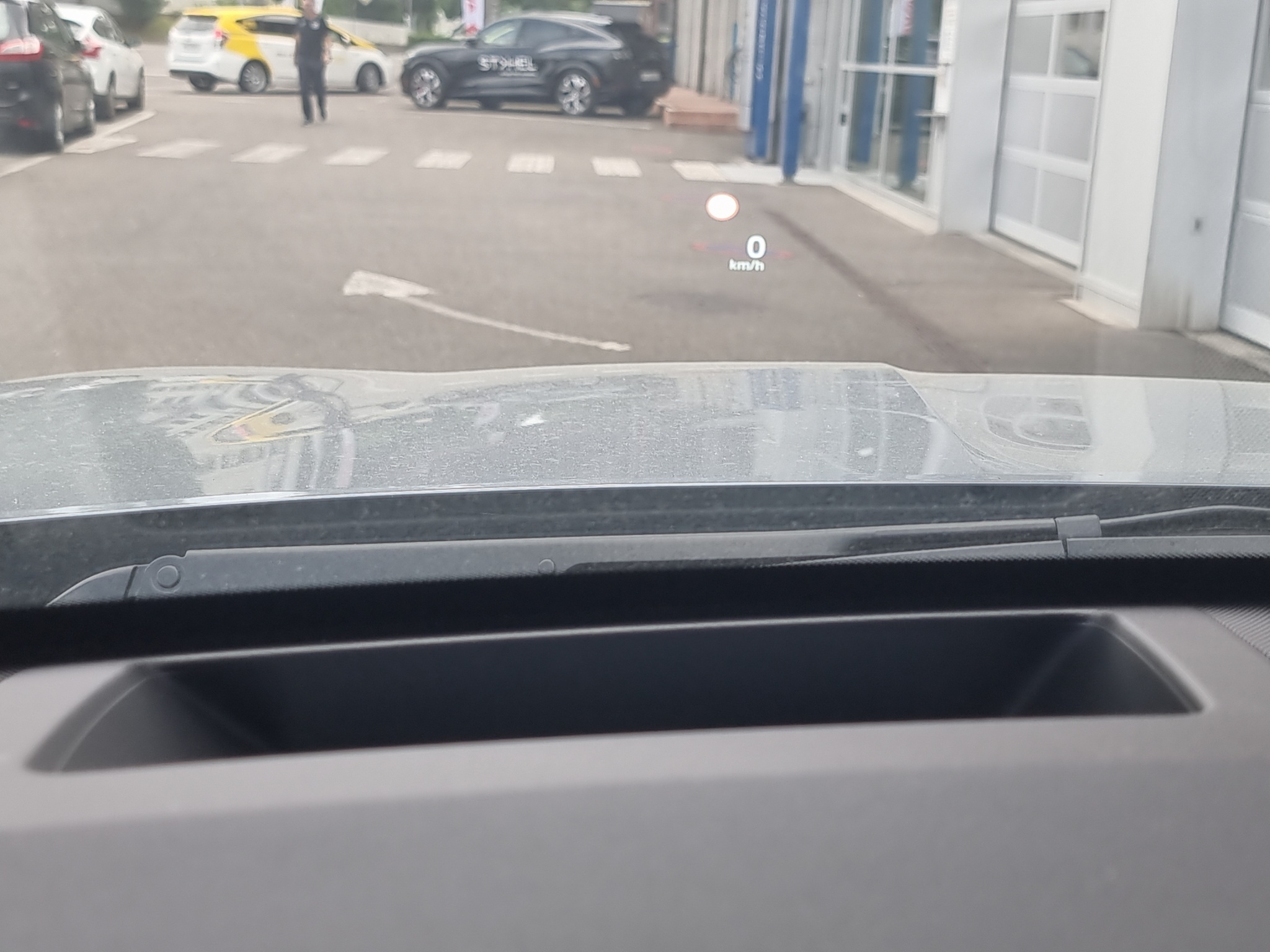 listing desktop thumbnail image 10