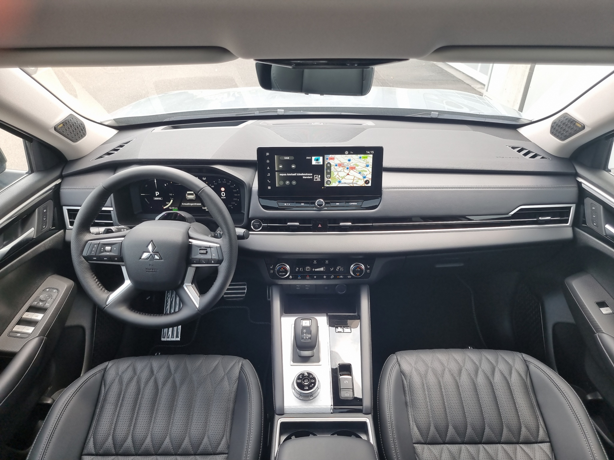 listing desktop thumbnail image 5