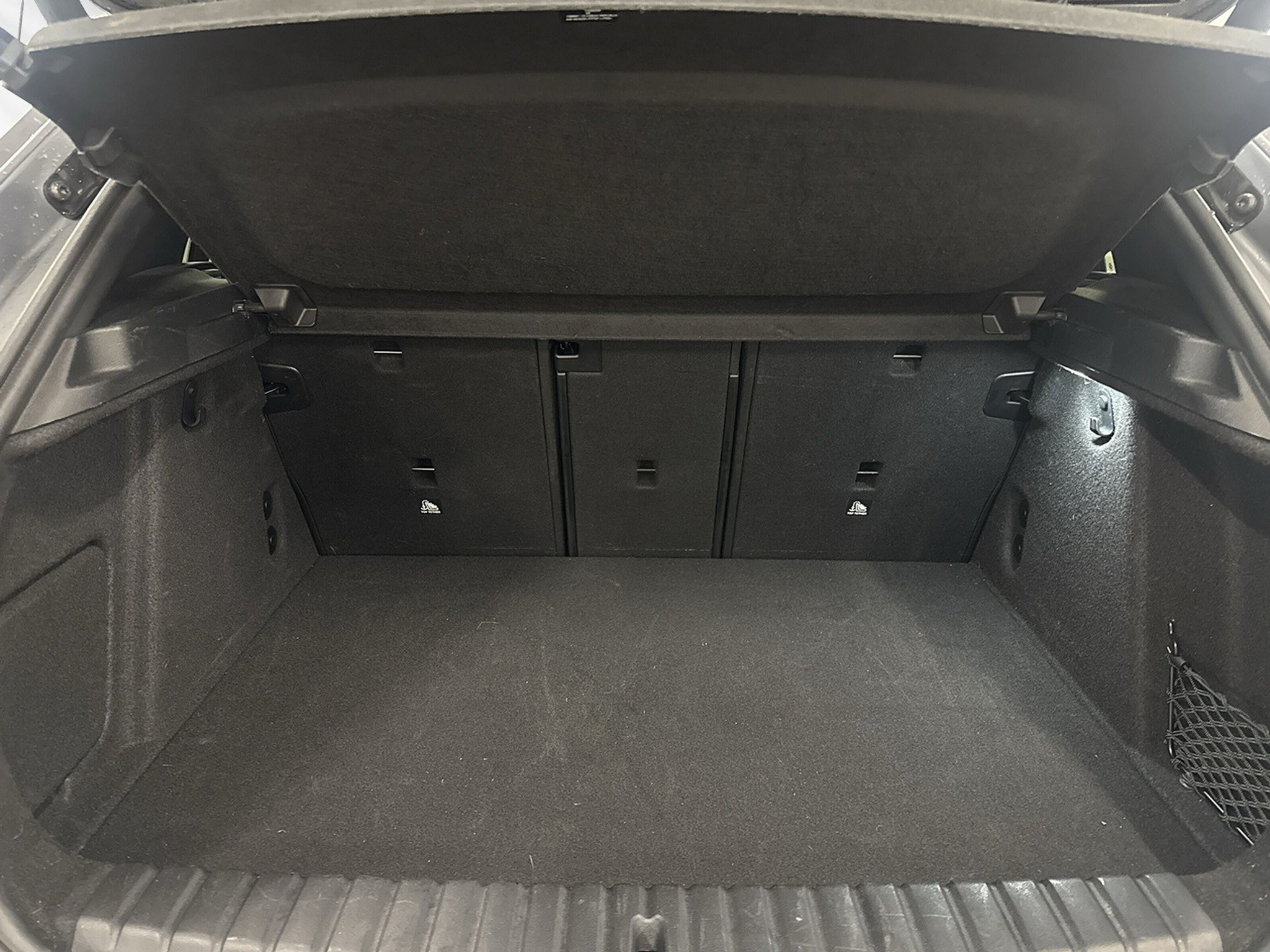 listing desktop thumbnail image 7