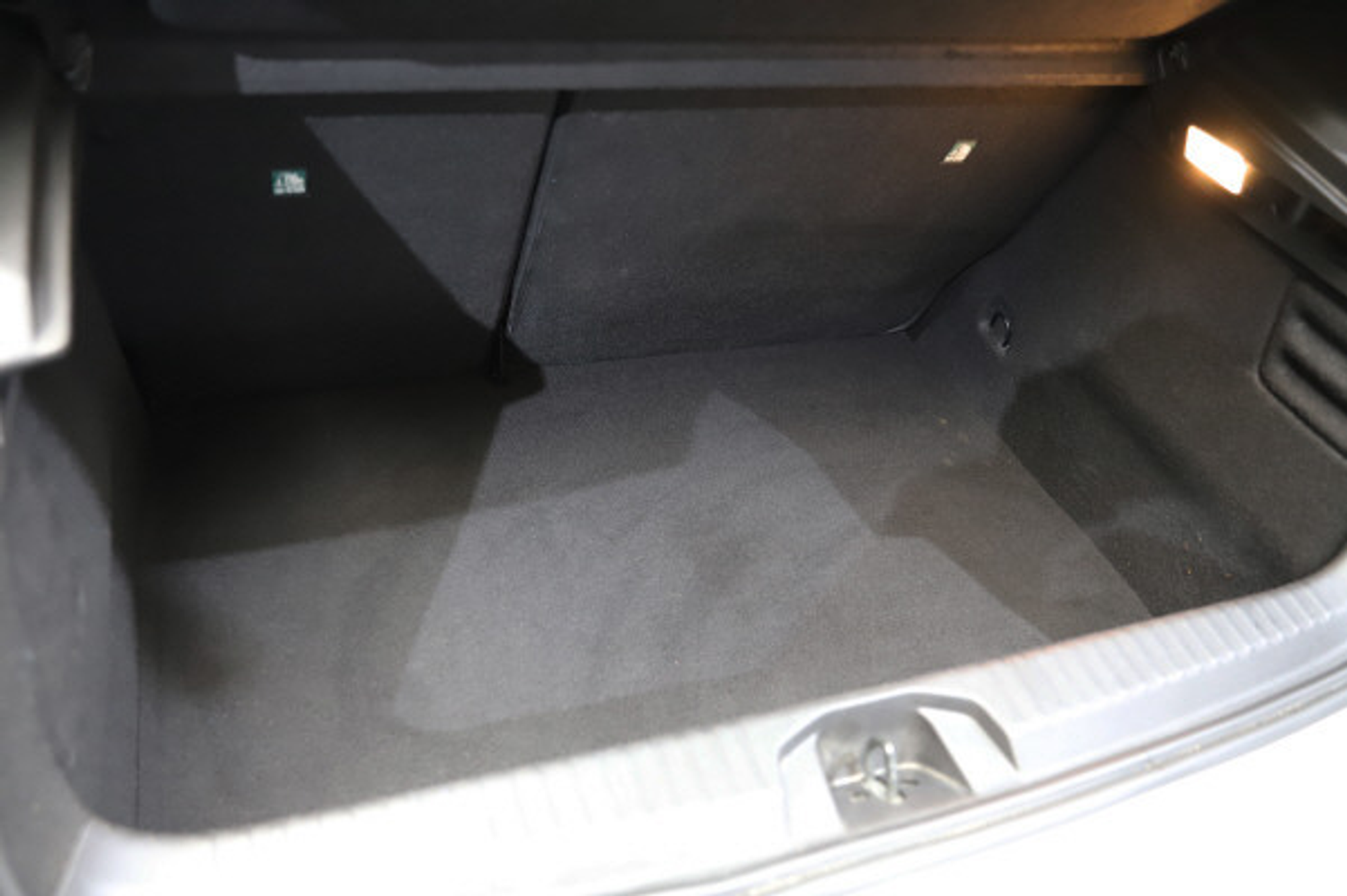 listing desktop thumbnail image 11