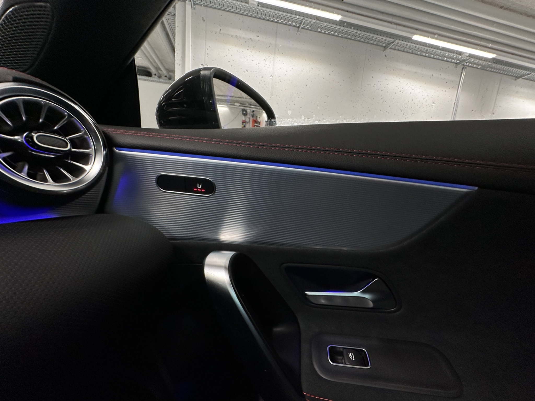 listing desktop thumbnail image 15