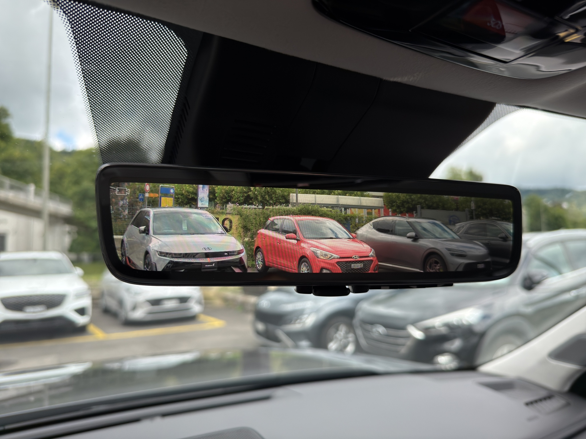 listing desktop thumbnail image 10