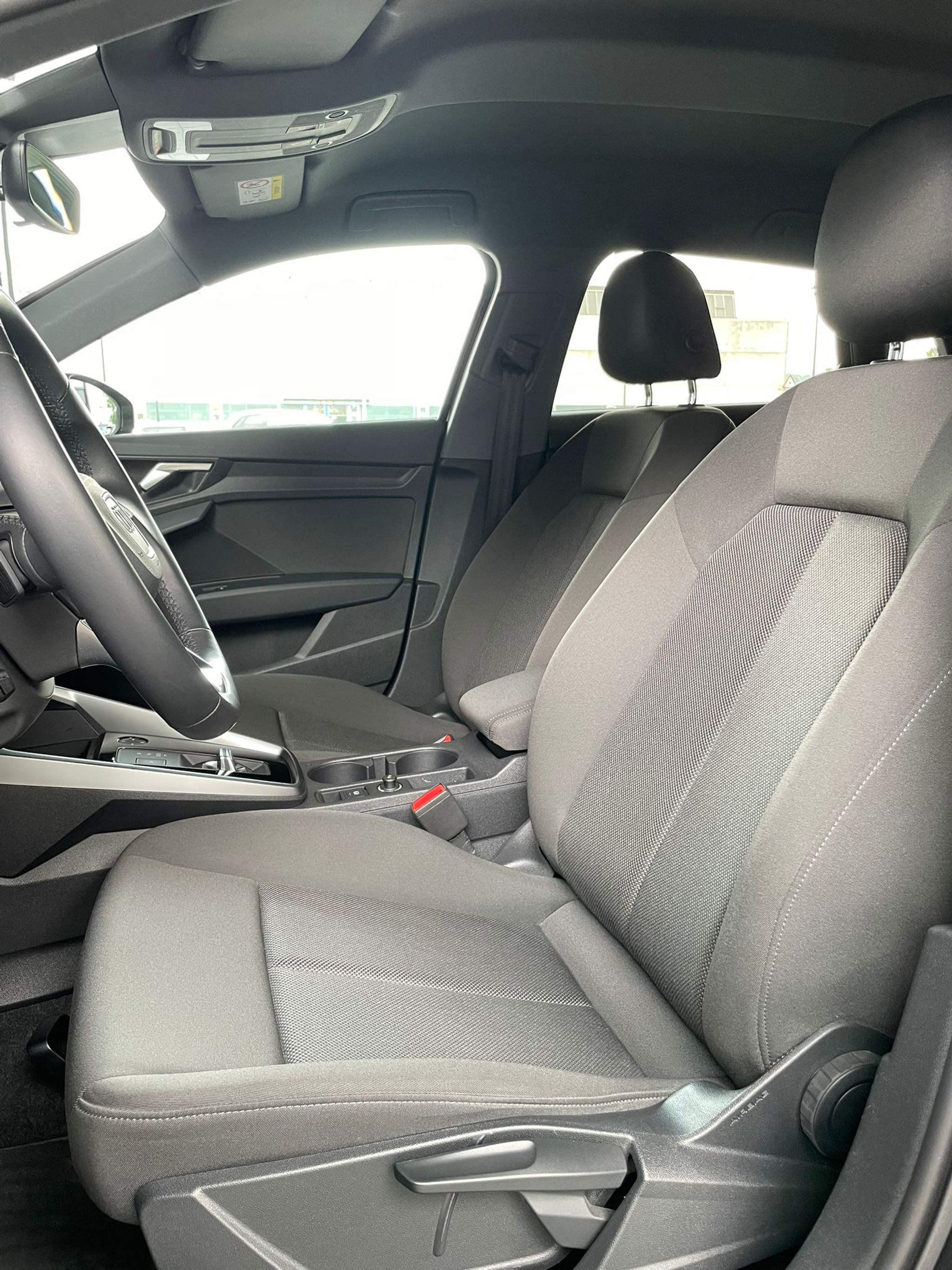 listing desktop thumbnail image 5