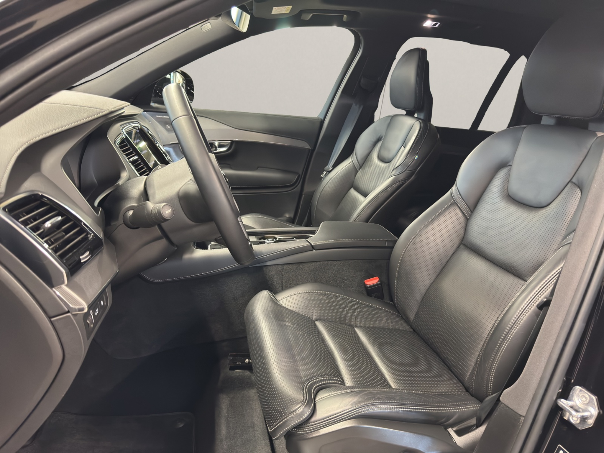 listing desktop thumbnail image 10