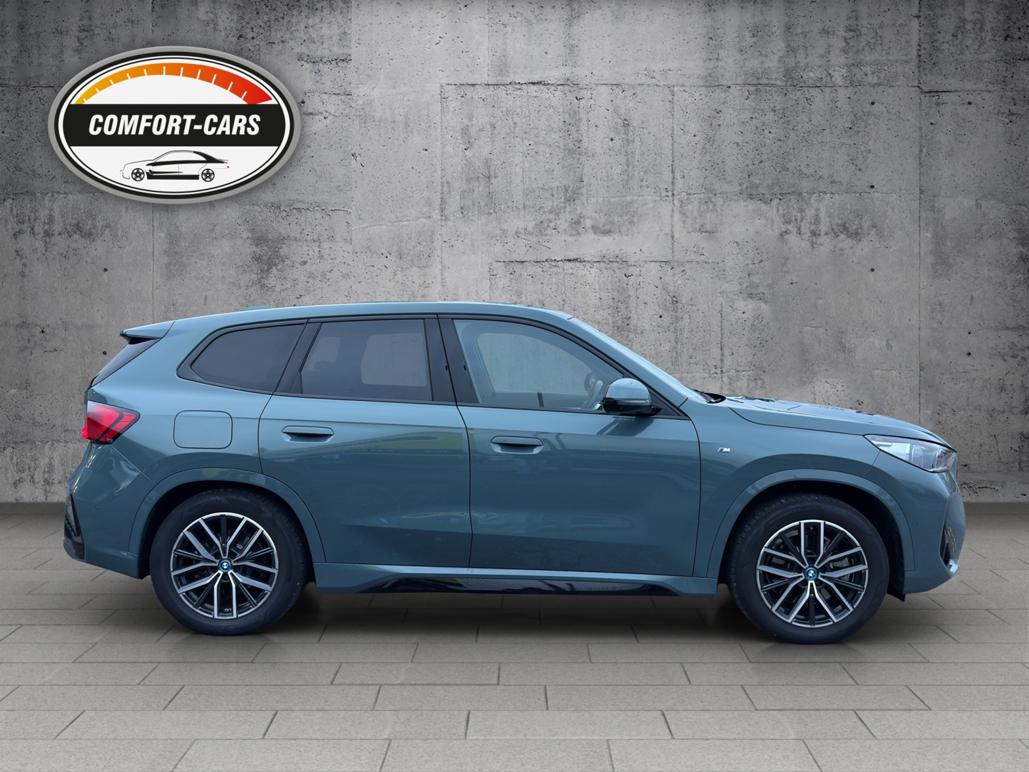 listing desktop thumbnail image 6