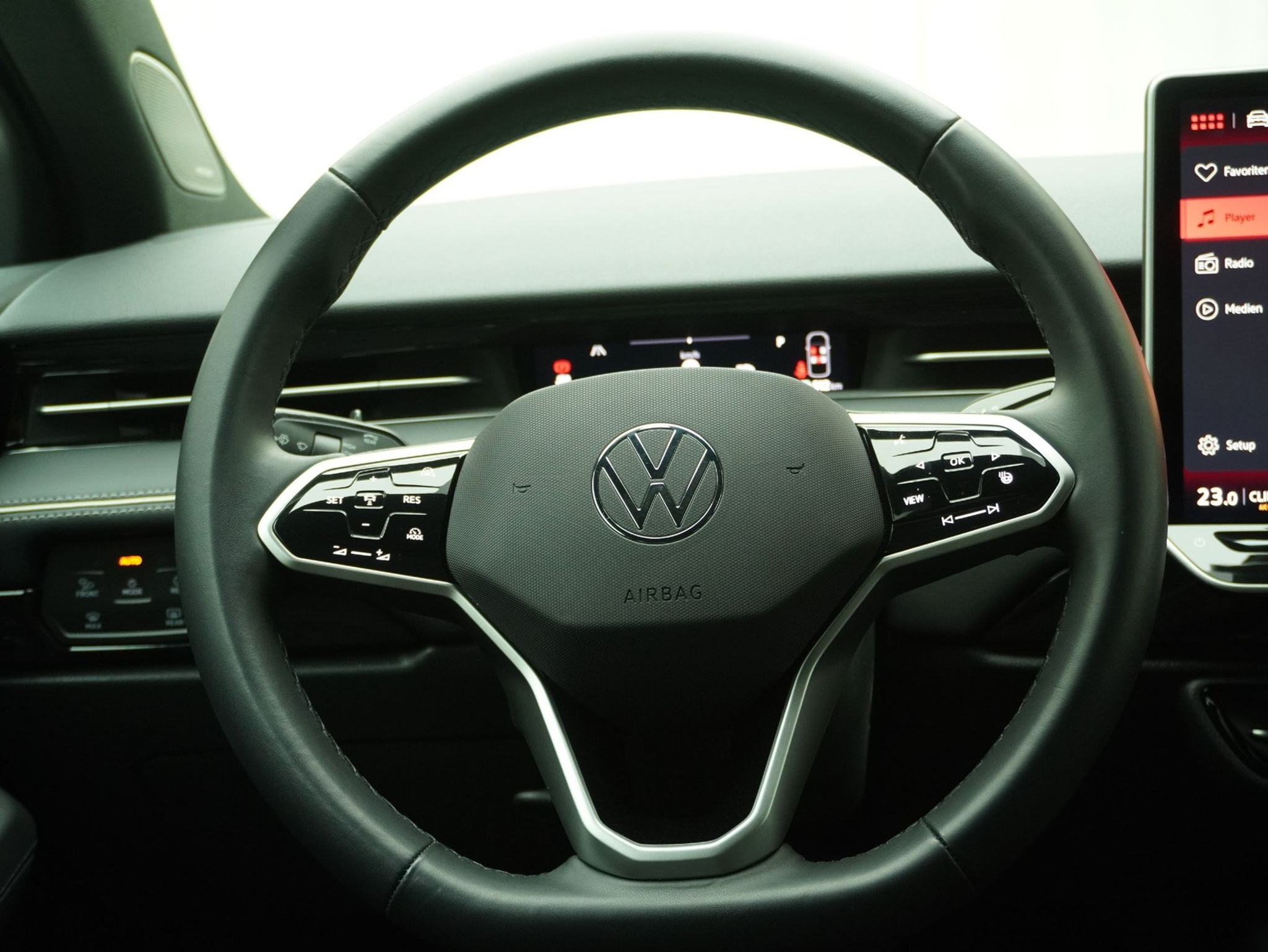 listing desktop thumbnail image 10