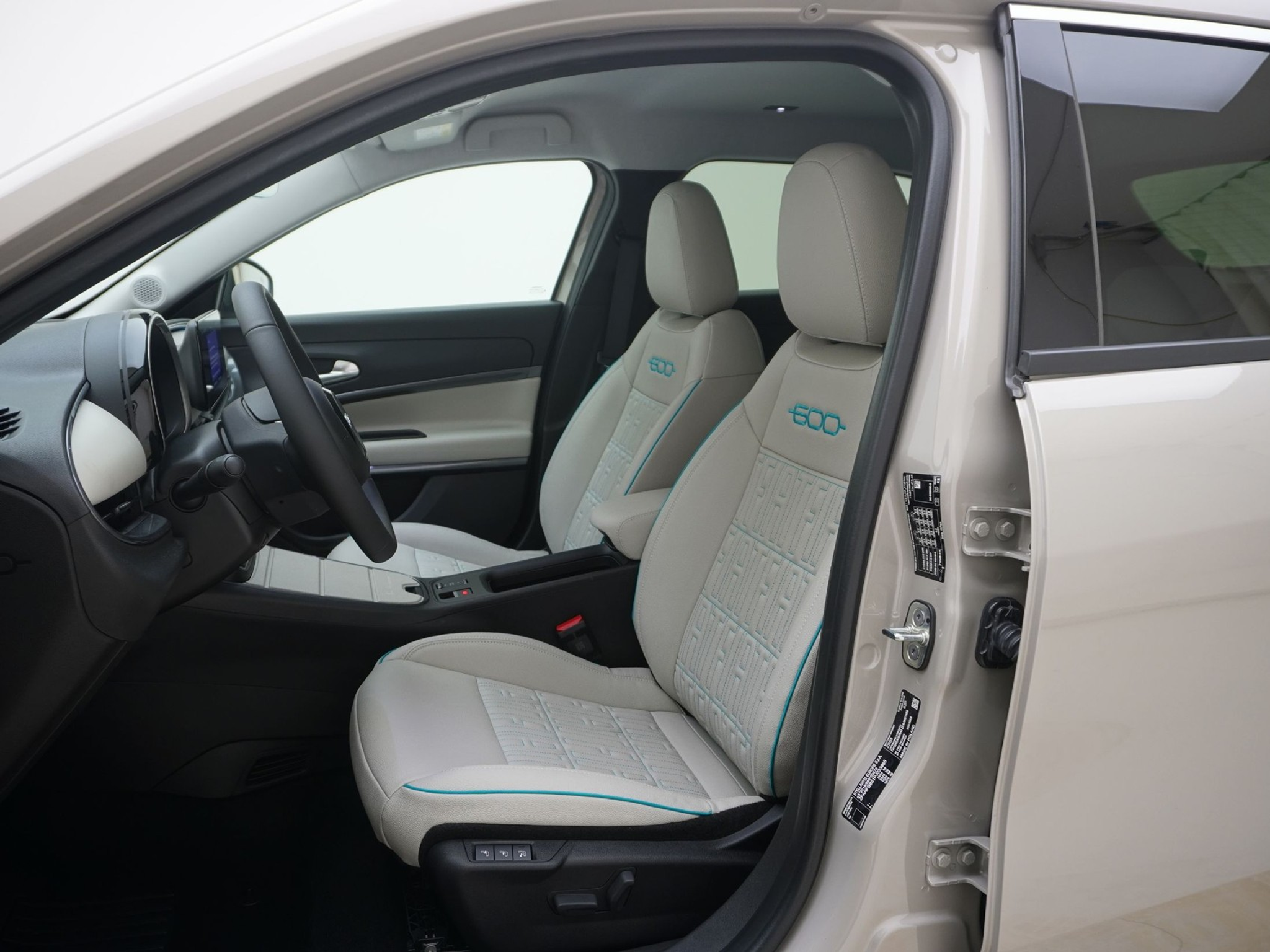 listing desktop thumbnail image 11