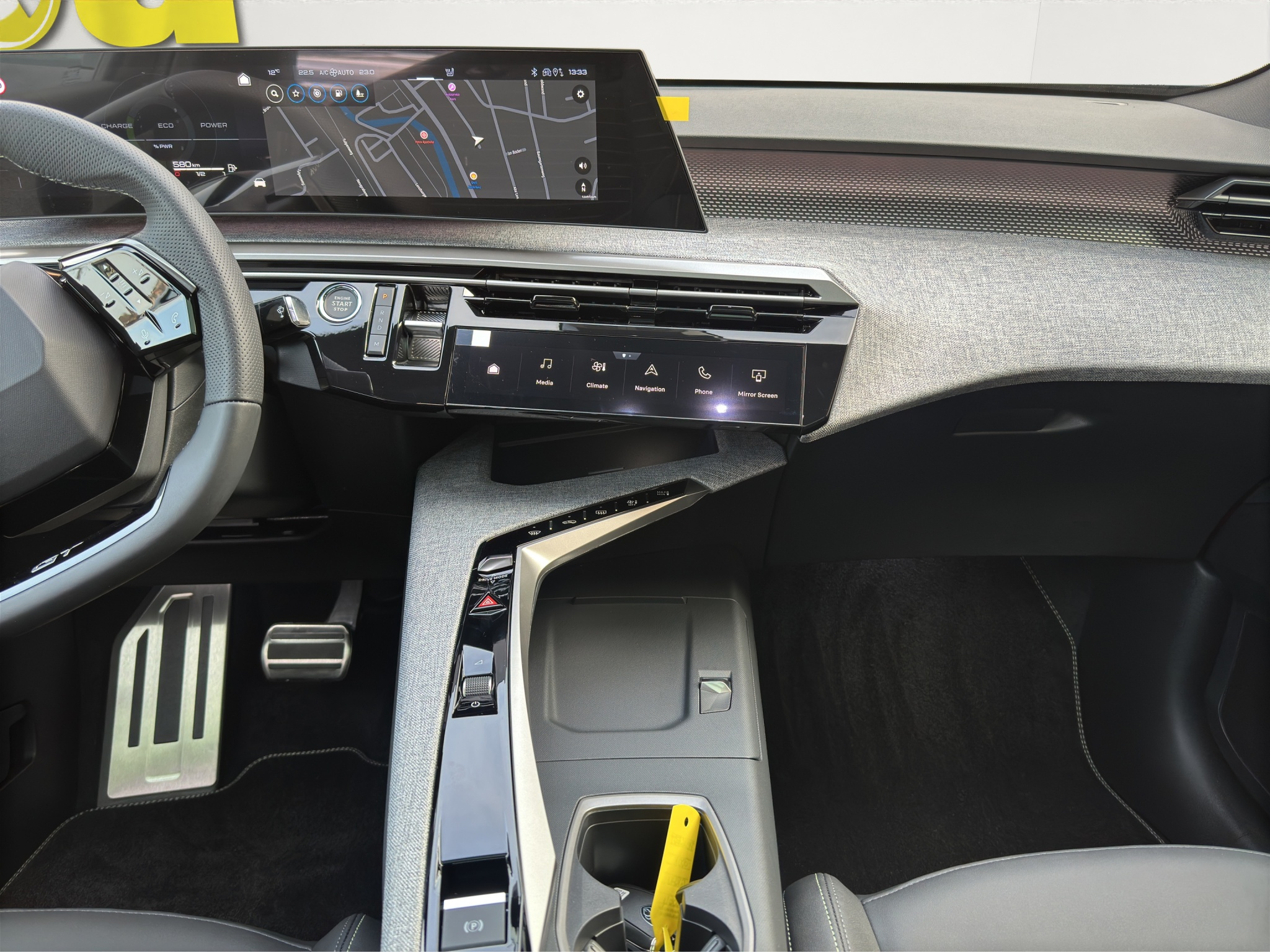 listing desktop thumbnail image 23