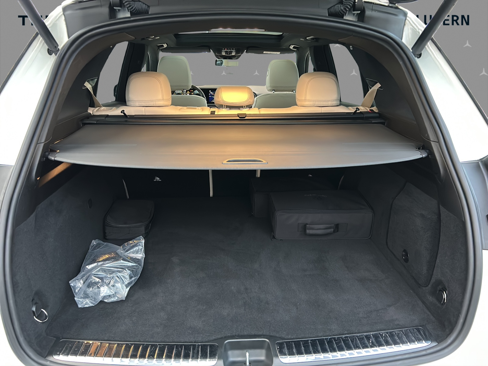 listing desktop thumbnail image 7