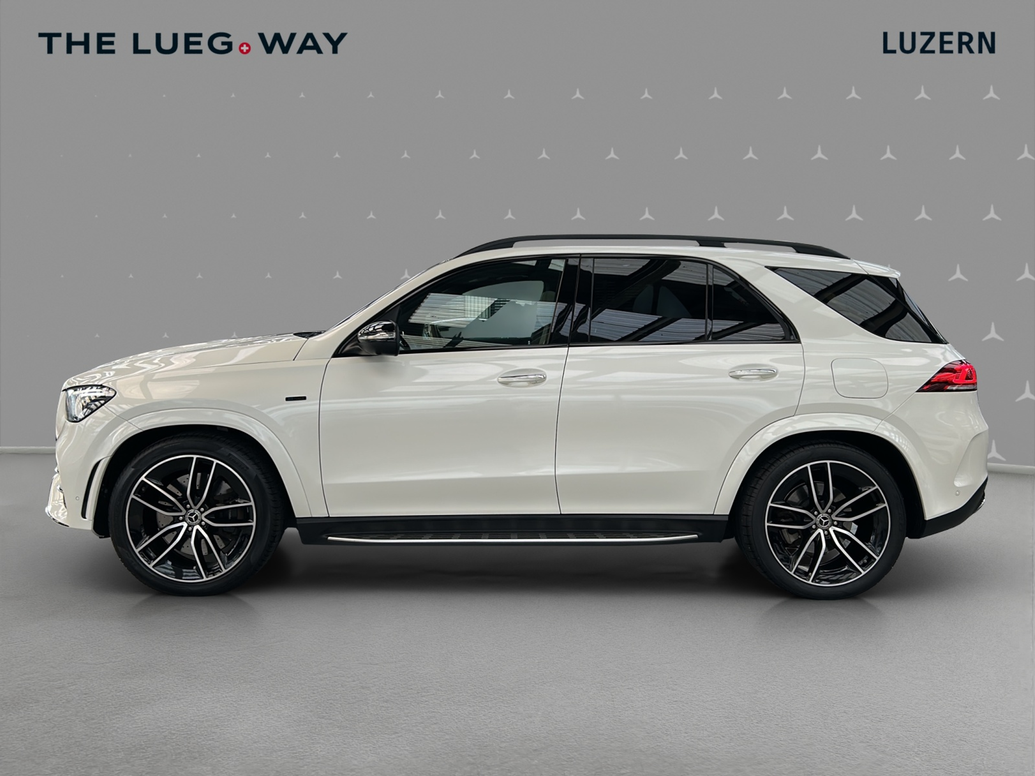 listing desktop thumbnail image 3