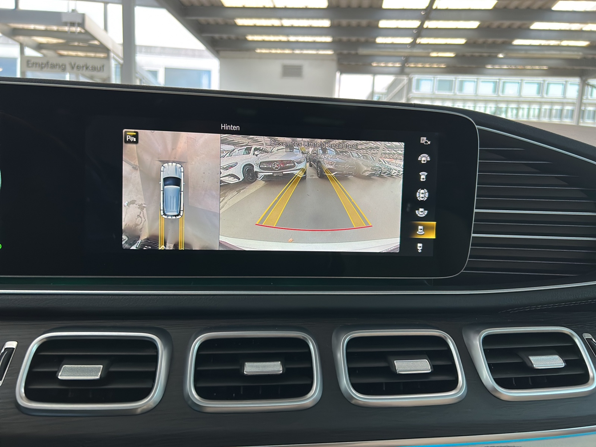 listing desktop thumbnail image 14