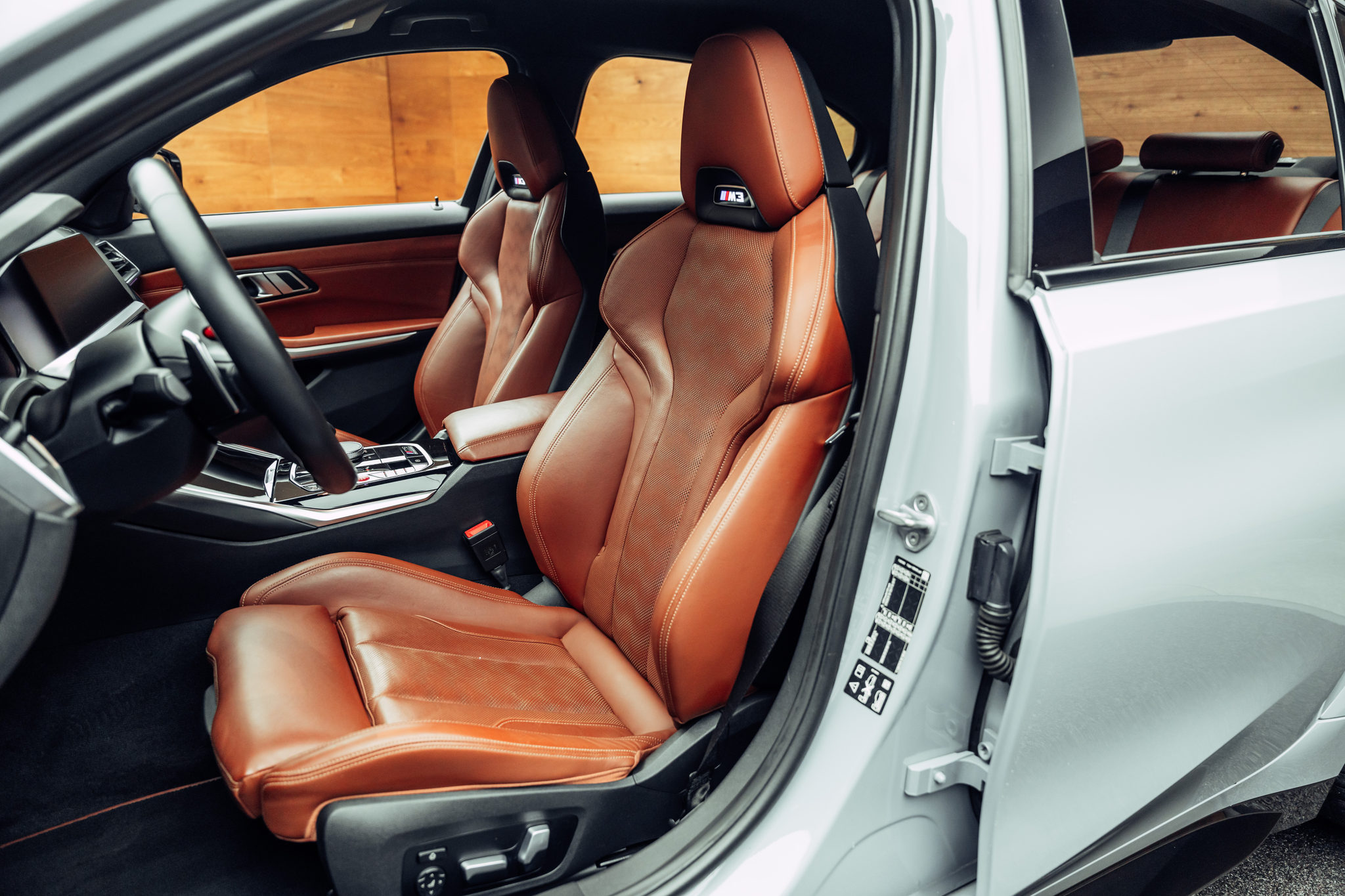 listing desktop thumbnail image 5