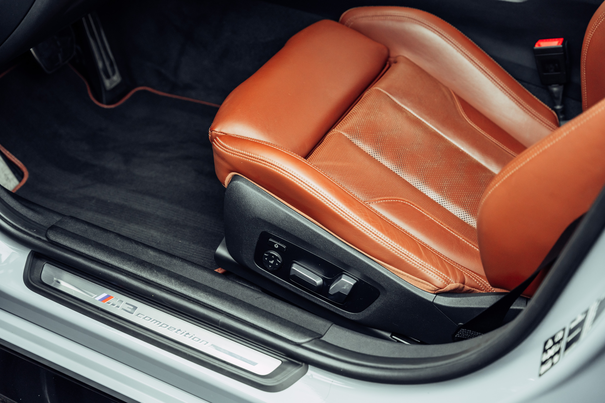 listing desktop thumbnail image 10