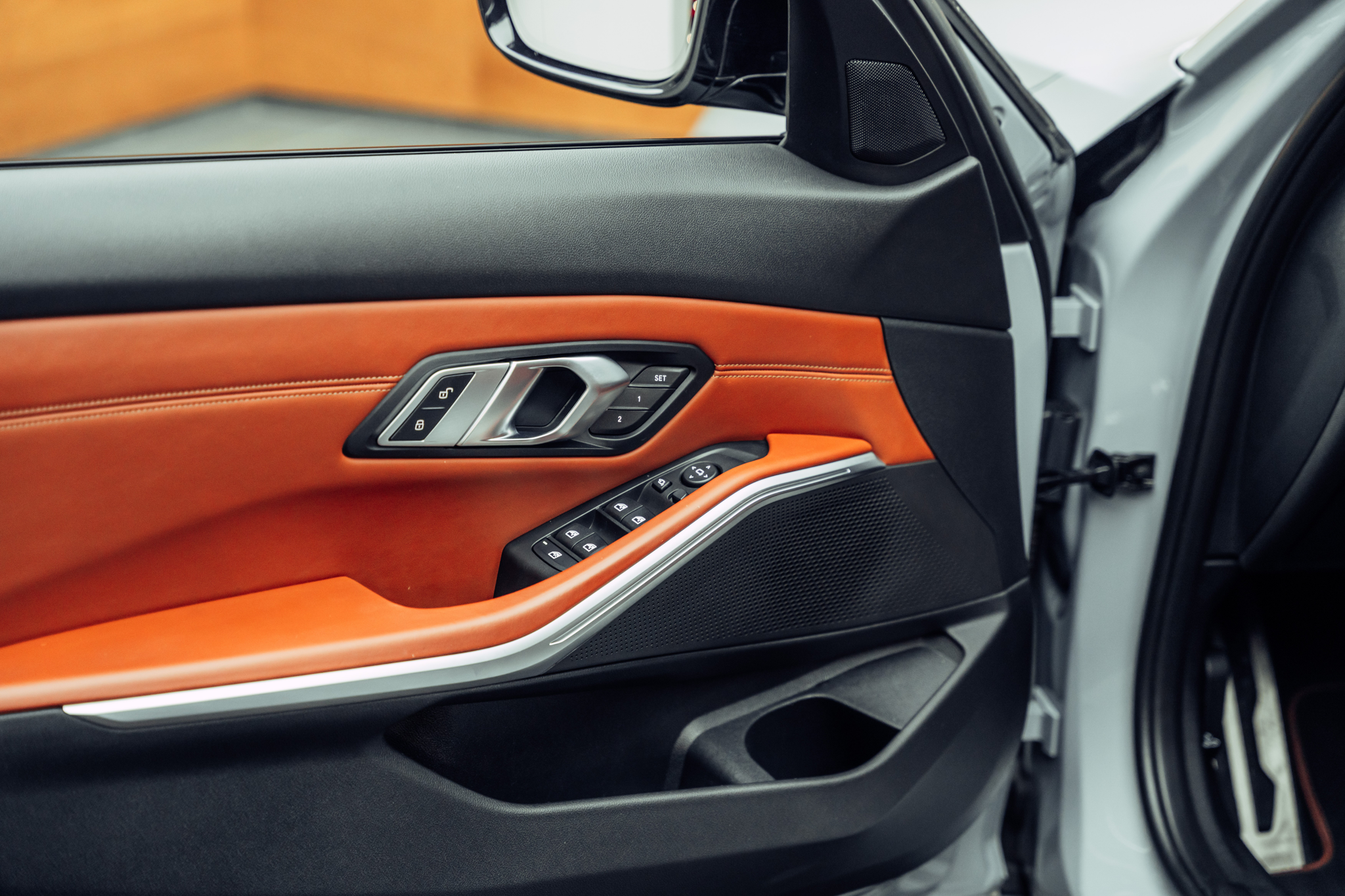 listing desktop thumbnail image 11