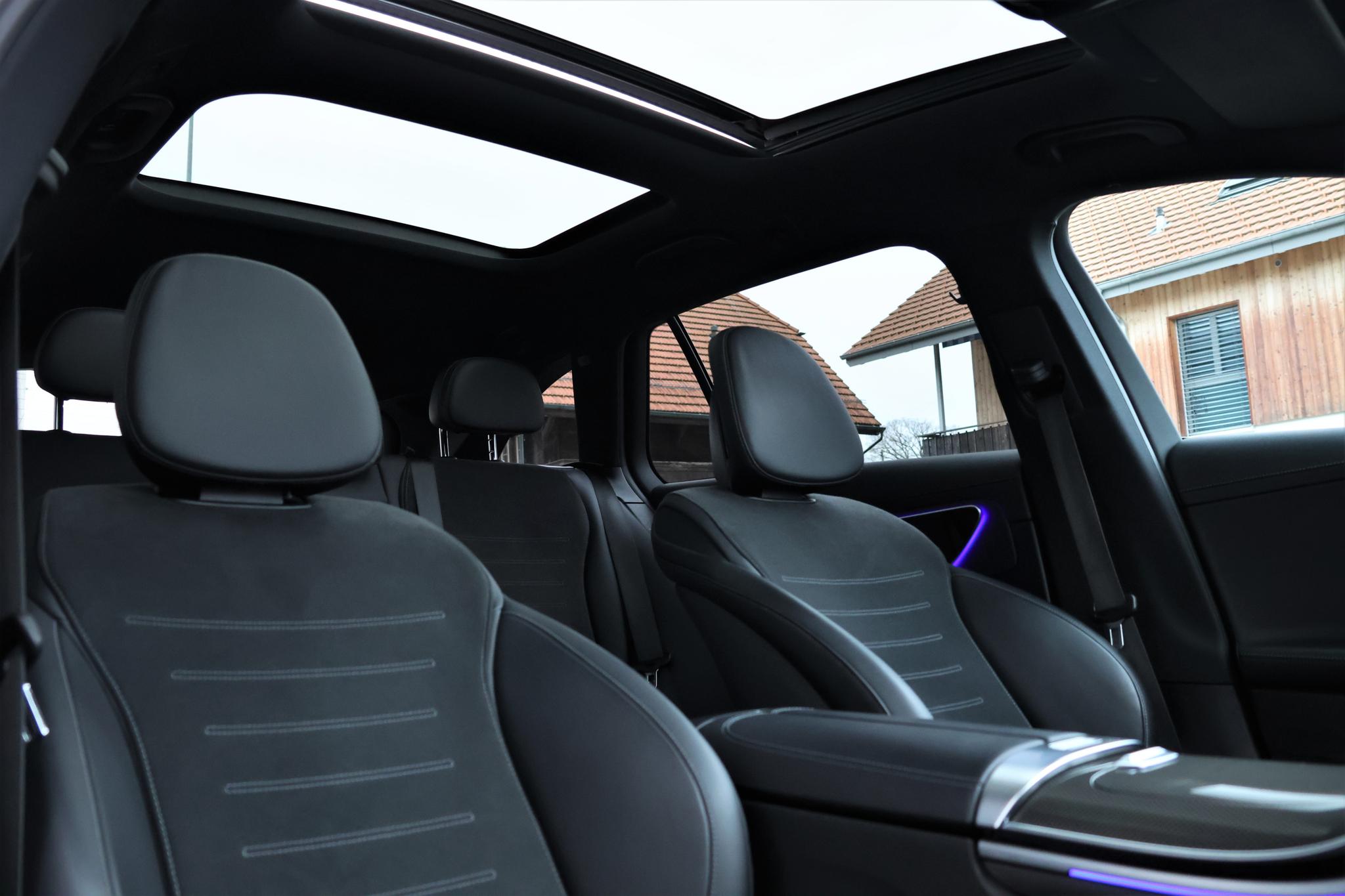 listing desktop thumbnail image 22