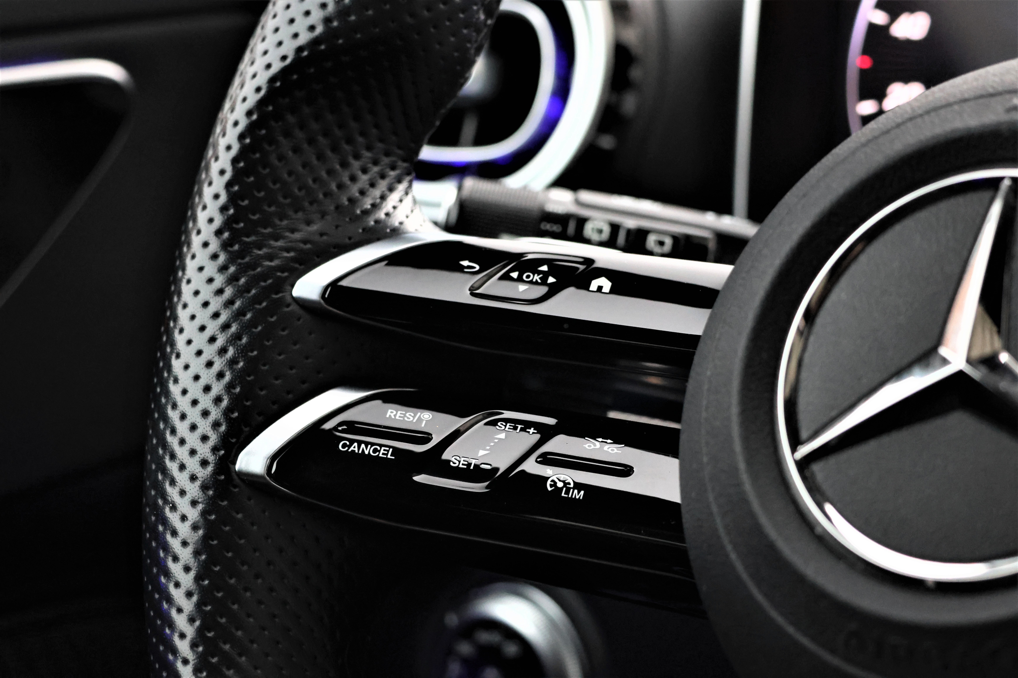 listing desktop thumbnail image 17