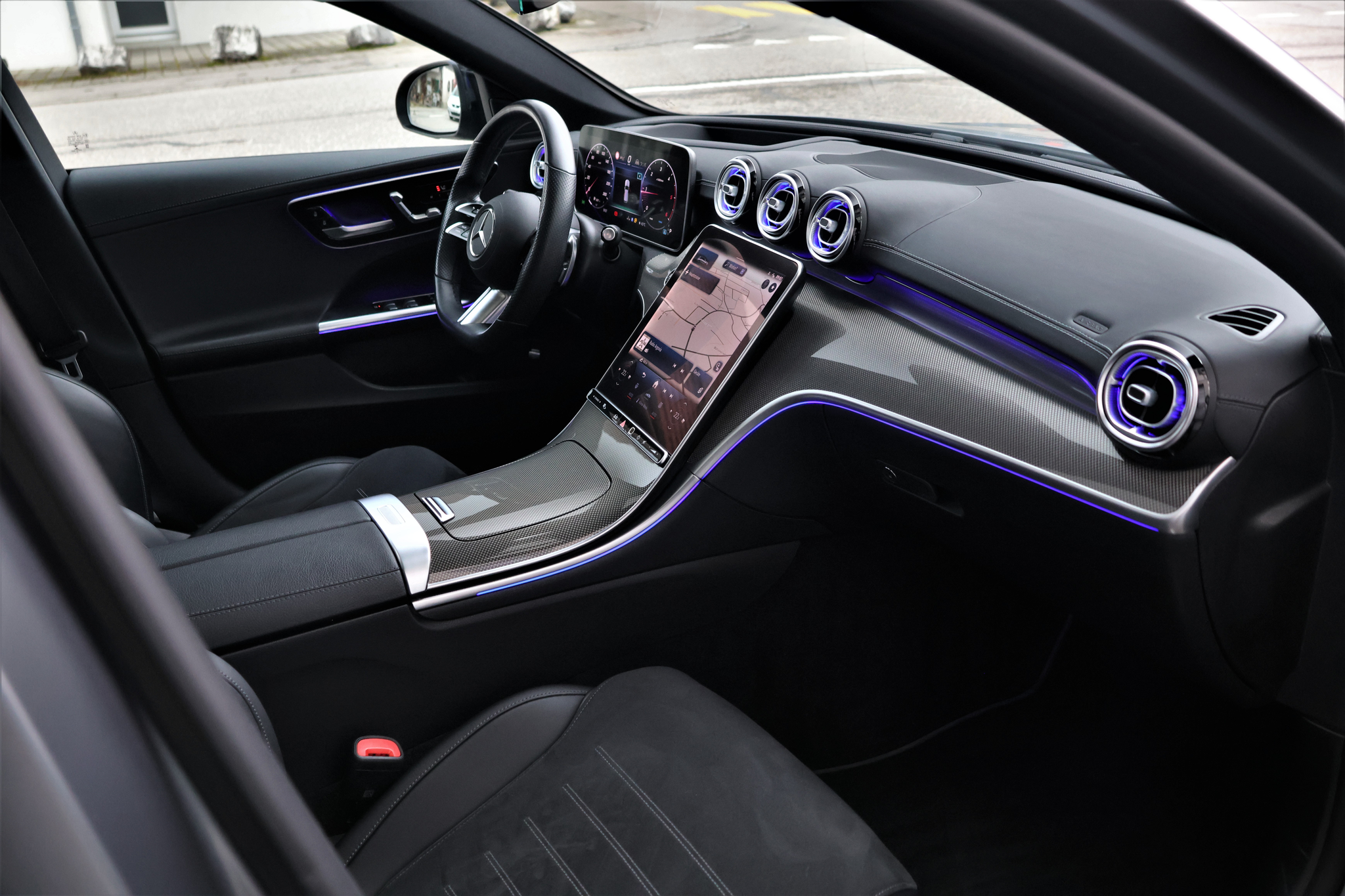 listing desktop thumbnail image 19