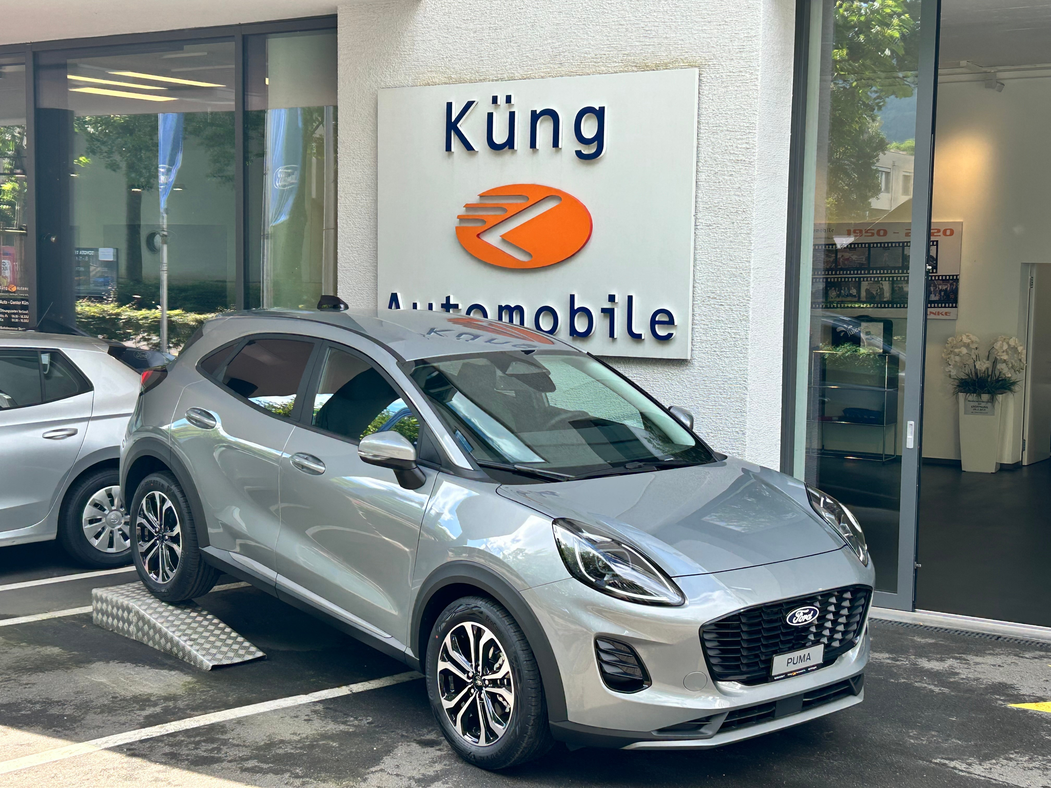 listing desktop thumbnail image 0