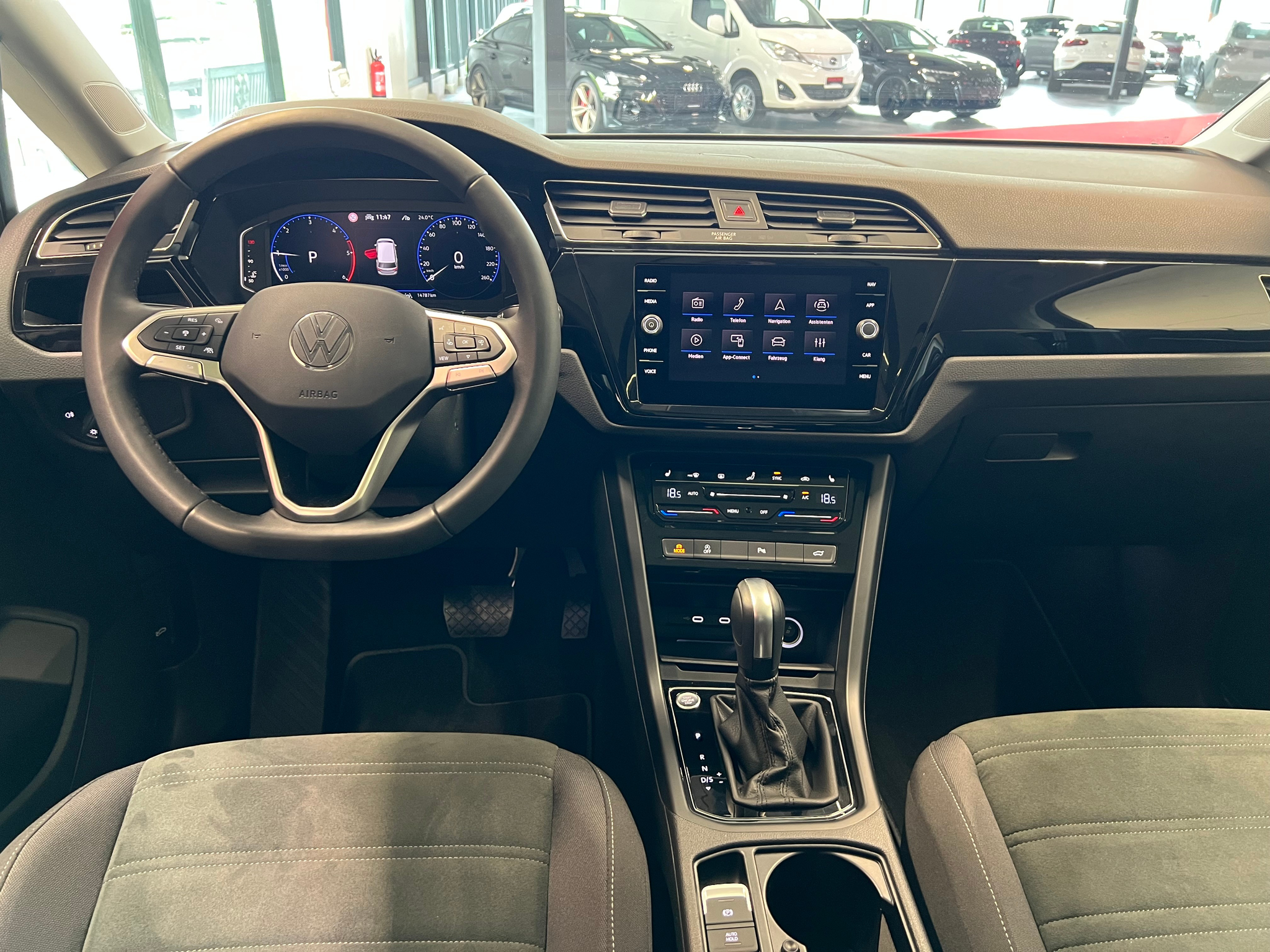 listing desktop thumbnail image 22