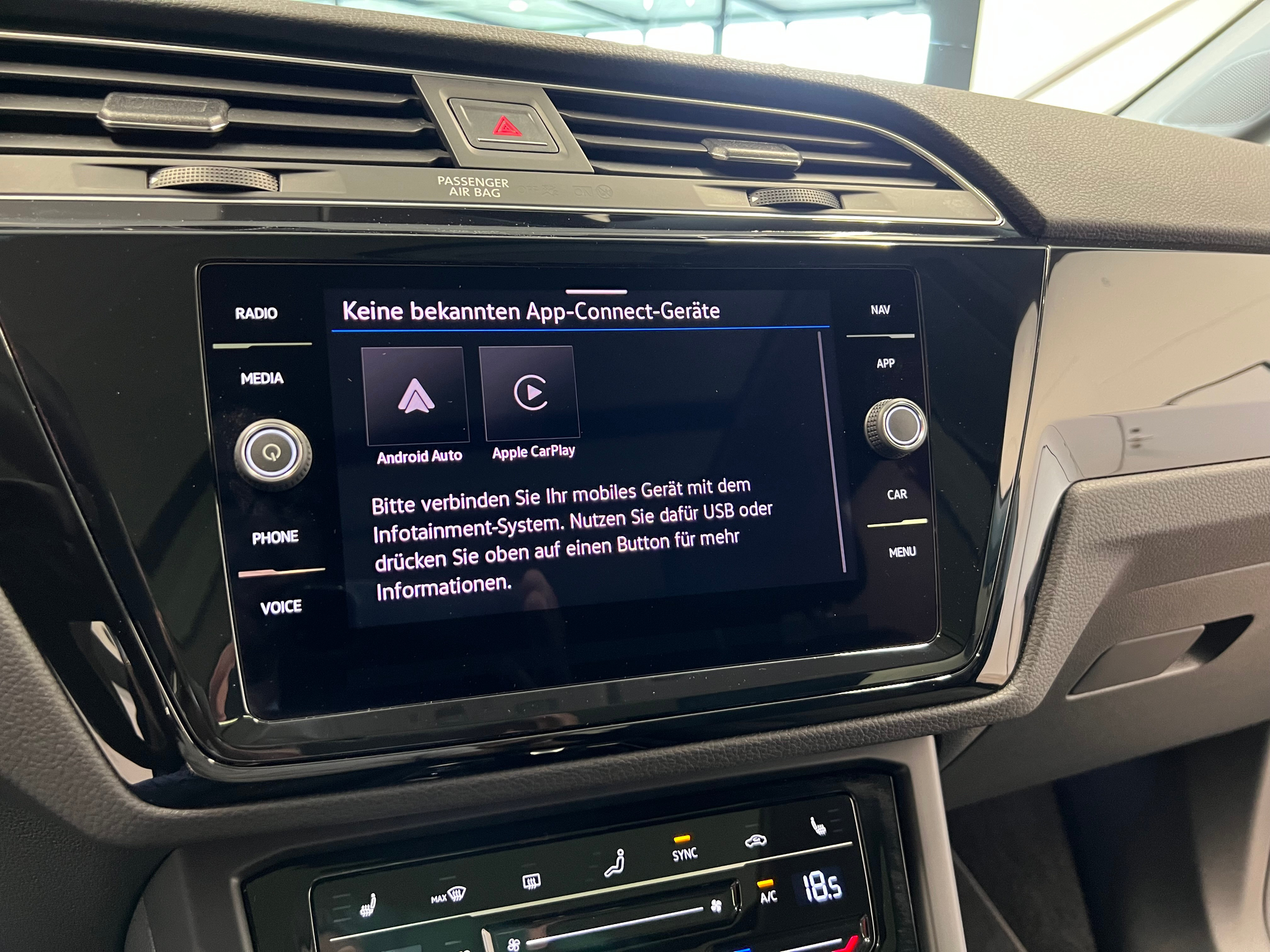 listing desktop thumbnail image 31