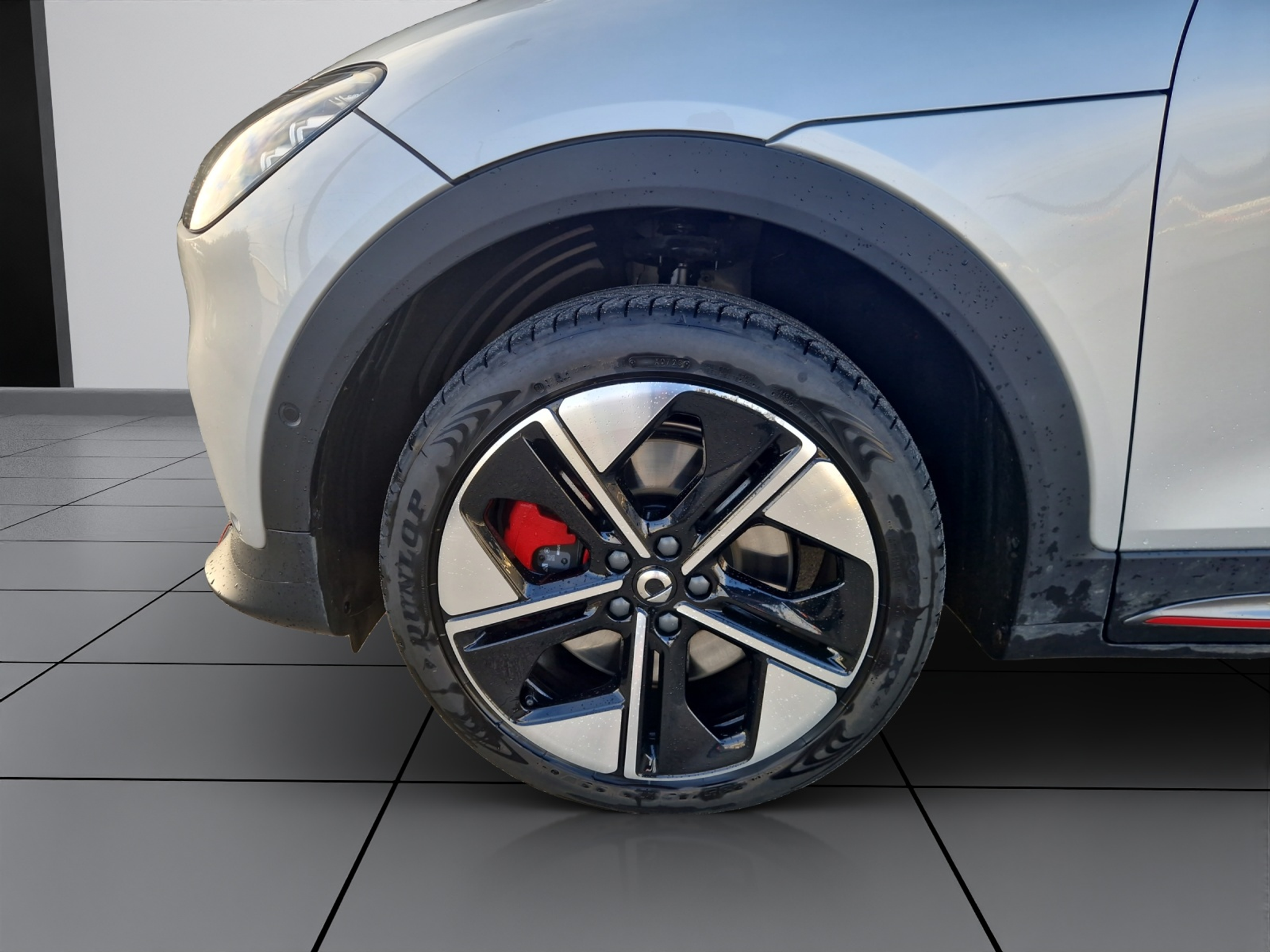 listing desktop thumbnail image 6