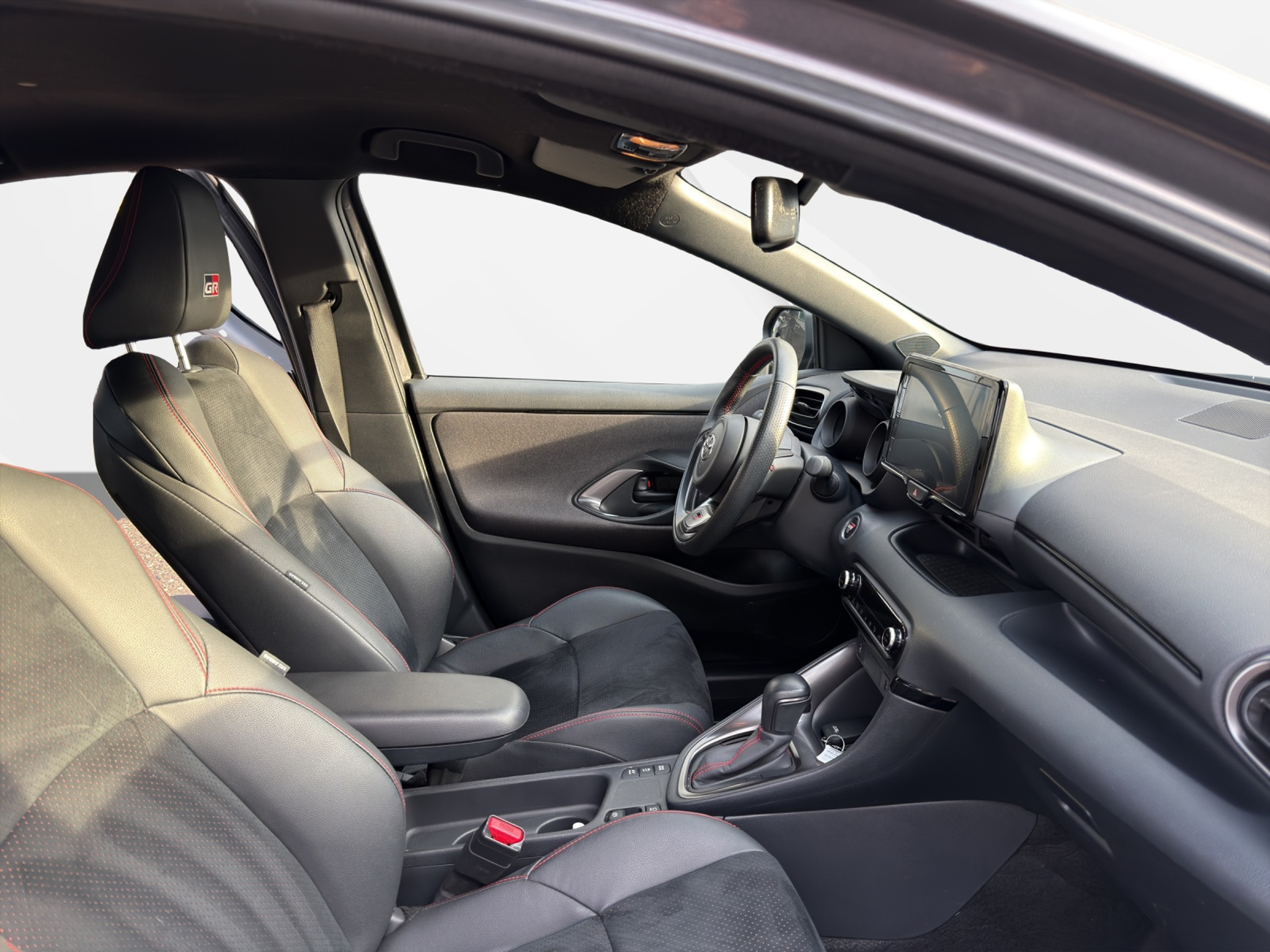 listing desktop thumbnail image 17