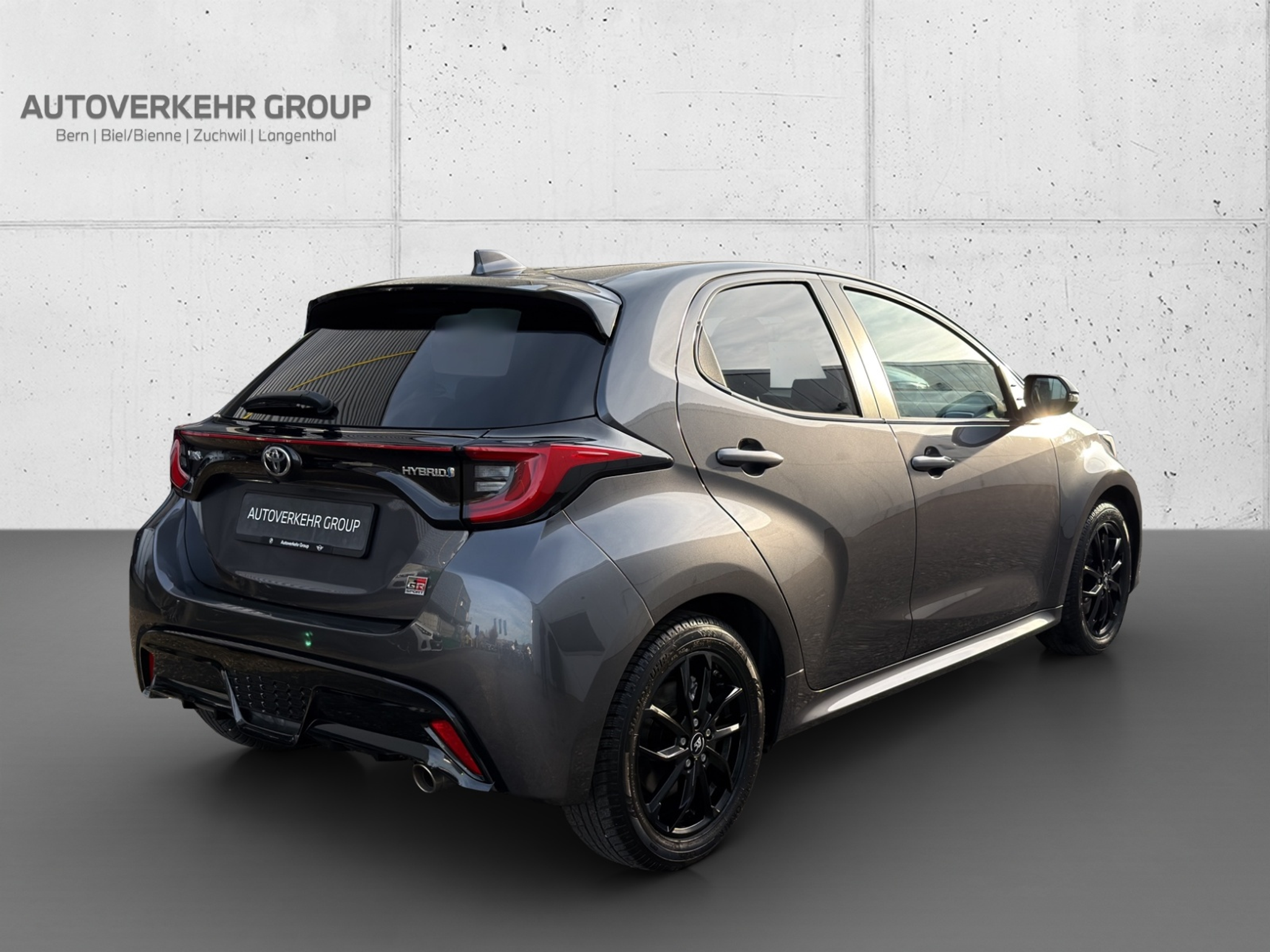 listing desktop thumbnail image 4