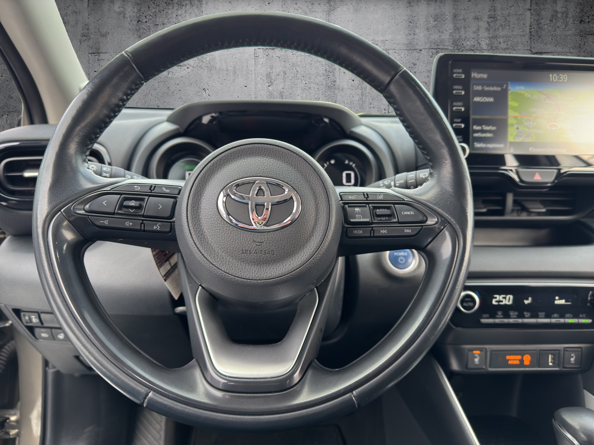 listing desktop thumbnail image 19