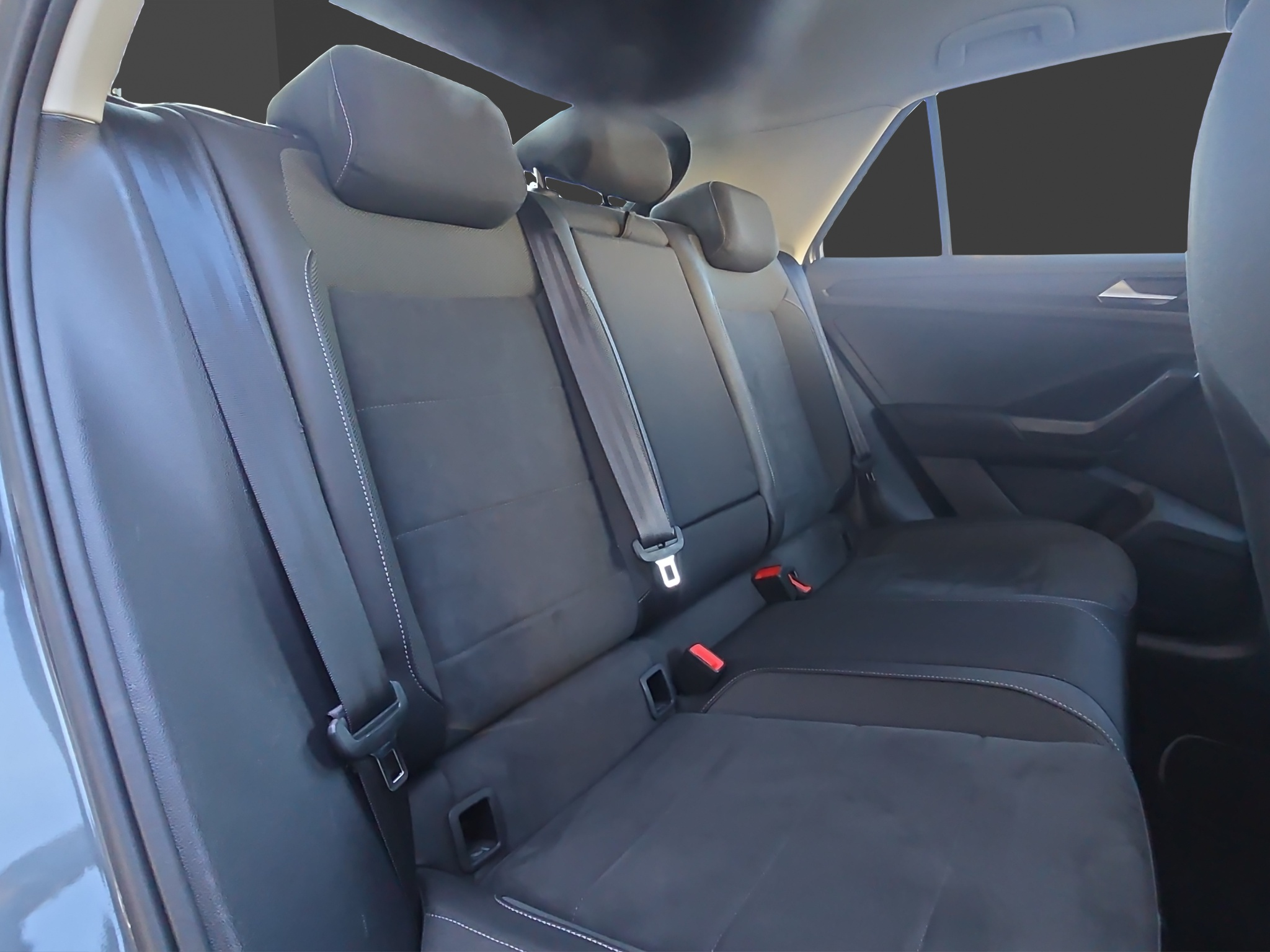 listing desktop thumbnail image 16