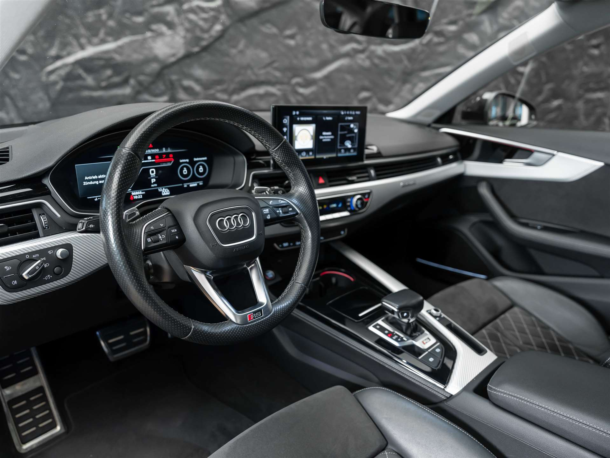 listing desktop thumbnail image 7