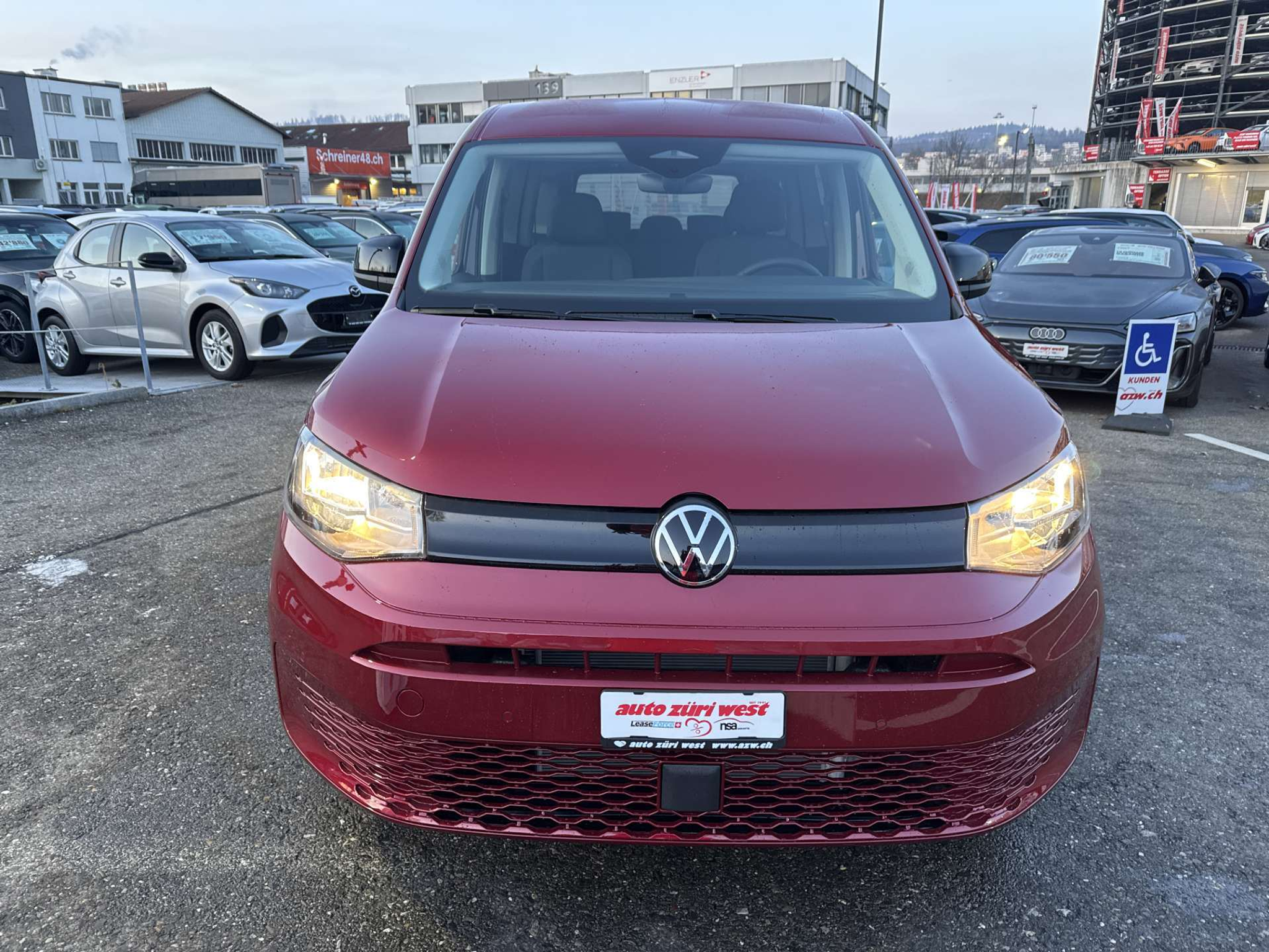 listing desktop thumbnail image 13