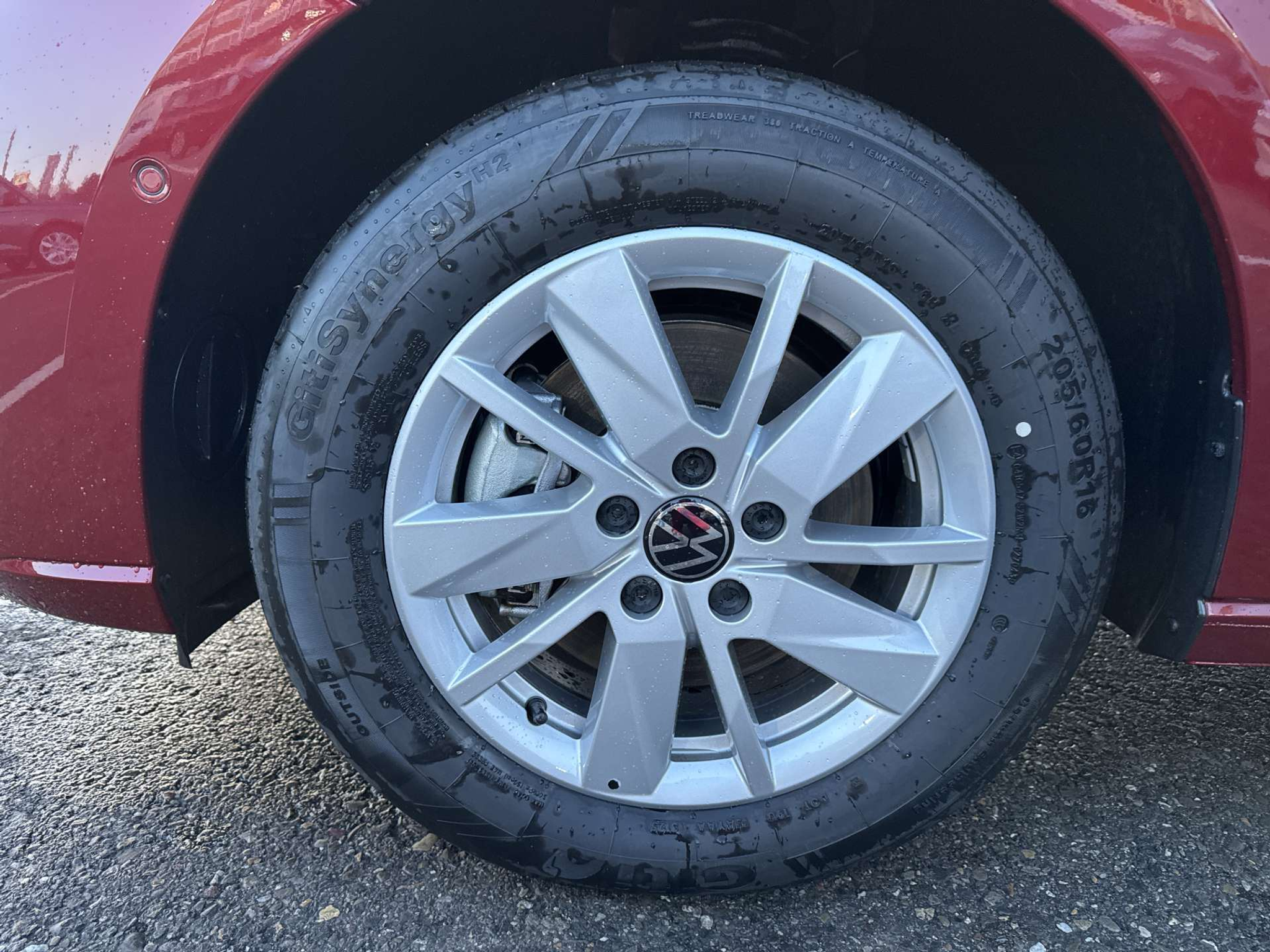 listing desktop thumbnail image 8