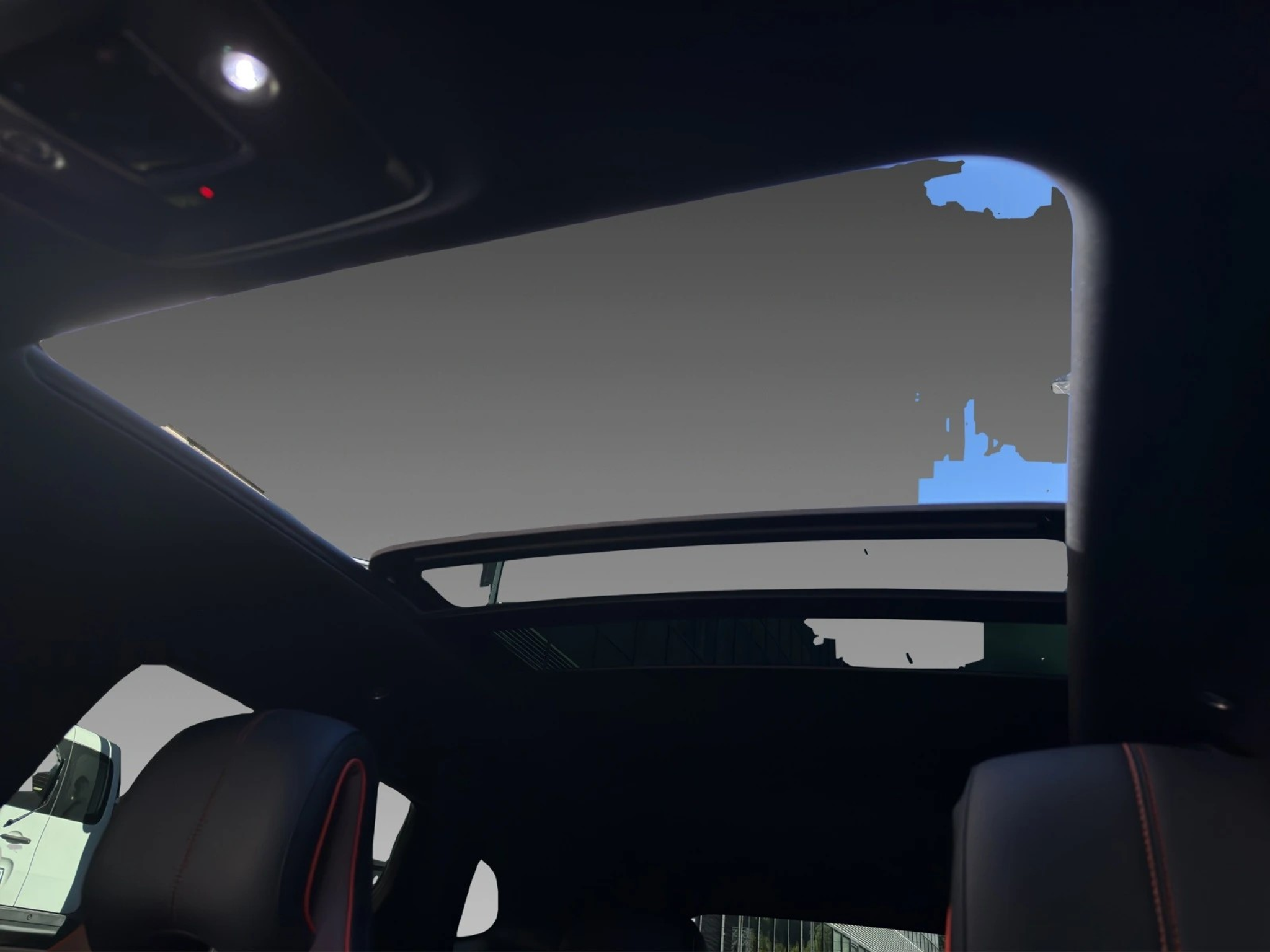 listing desktop thumbnail image 12