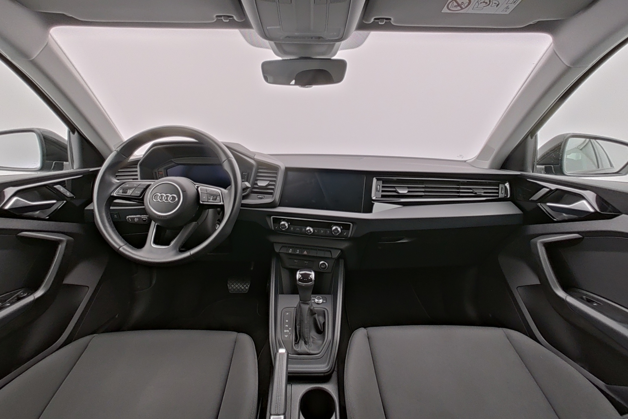 listing desktop thumbnail image 6