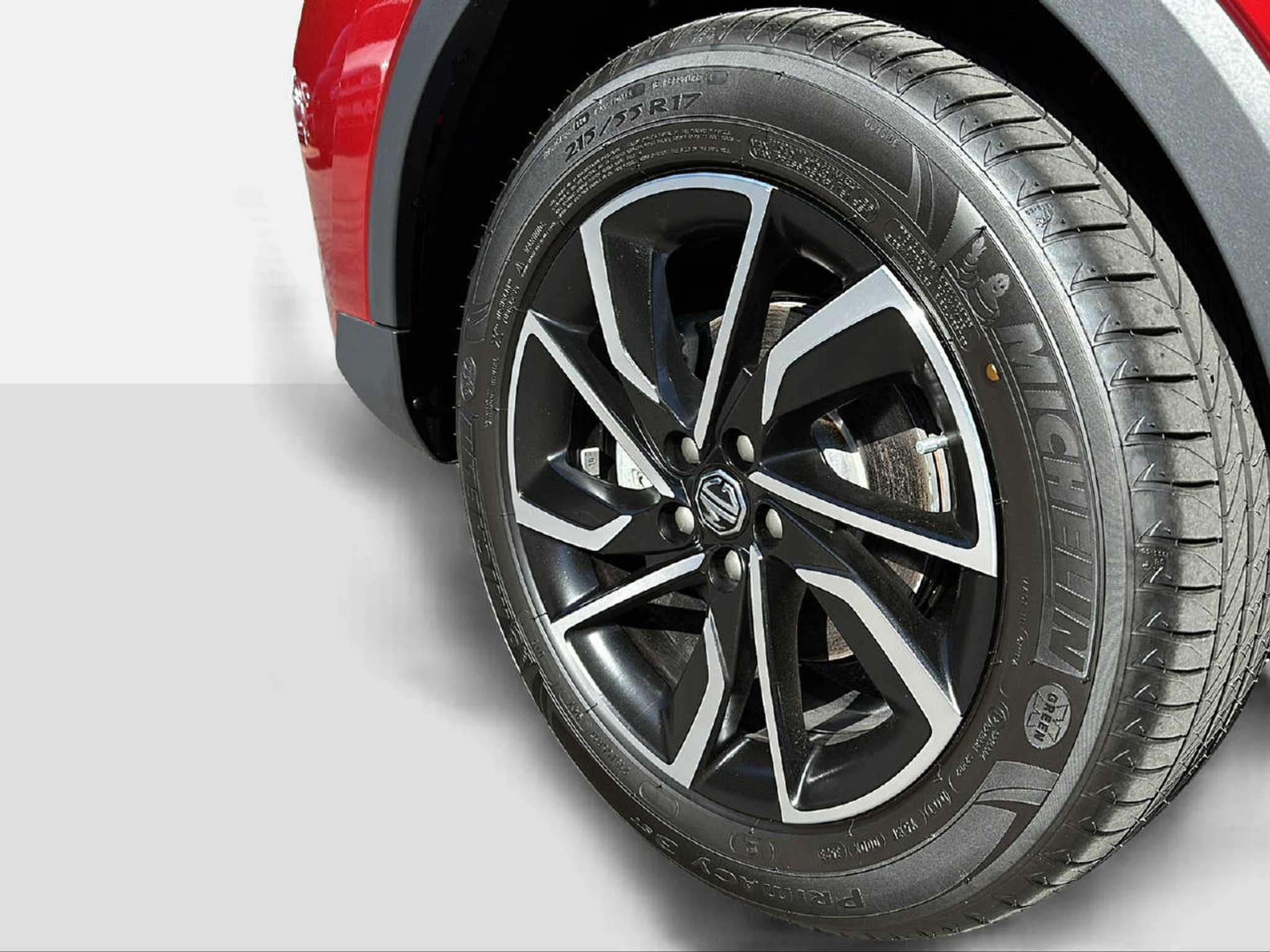 listing desktop thumbnail image 14