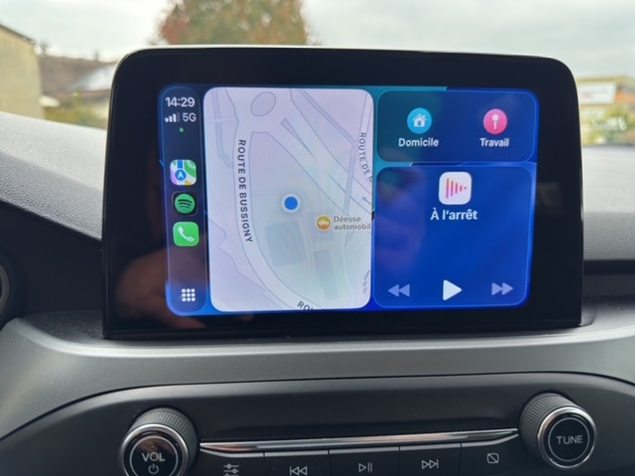 listing desktop thumbnail image 17