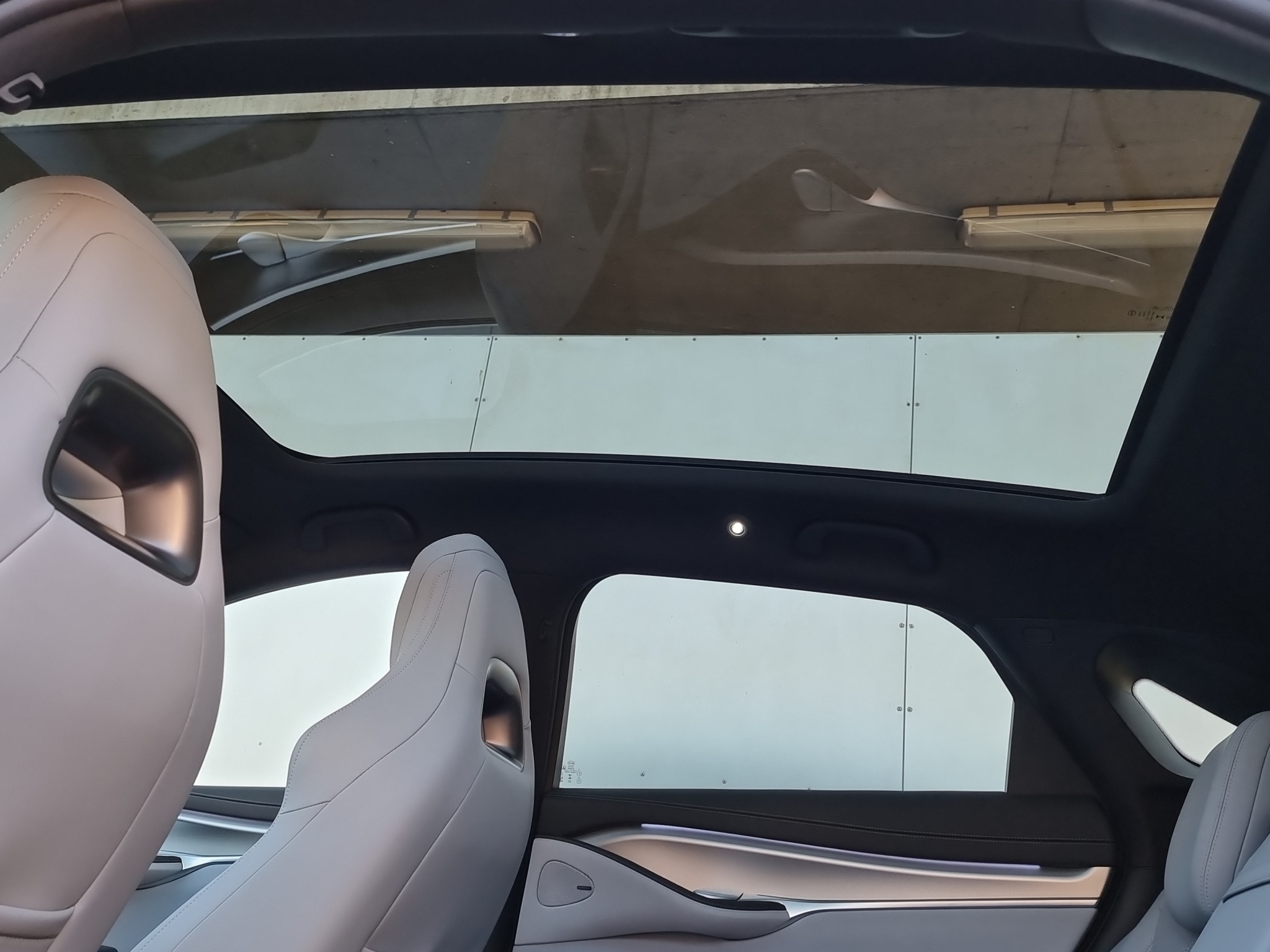 listing desktop thumbnail image 13