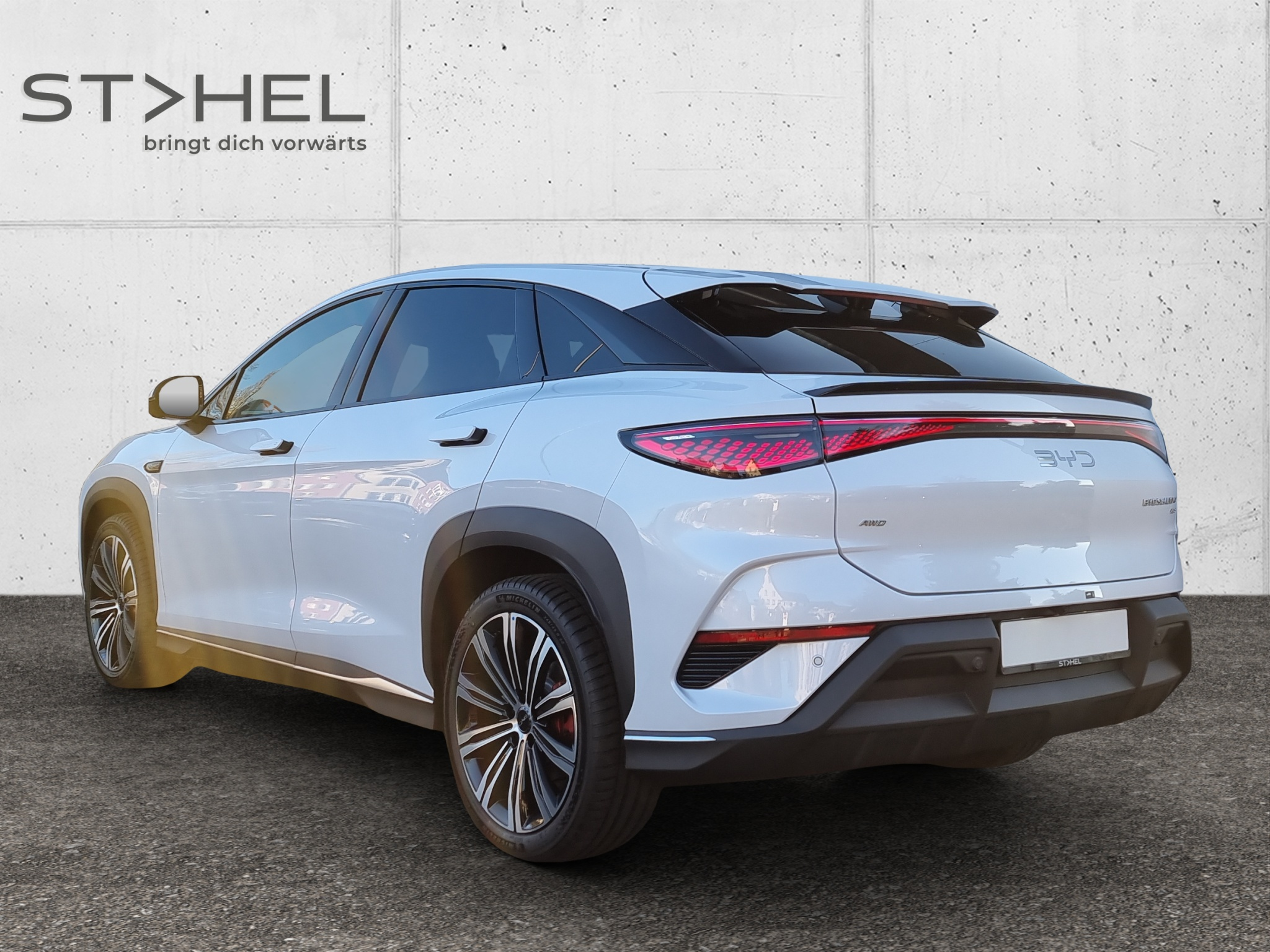 listing desktop thumbnail image 2