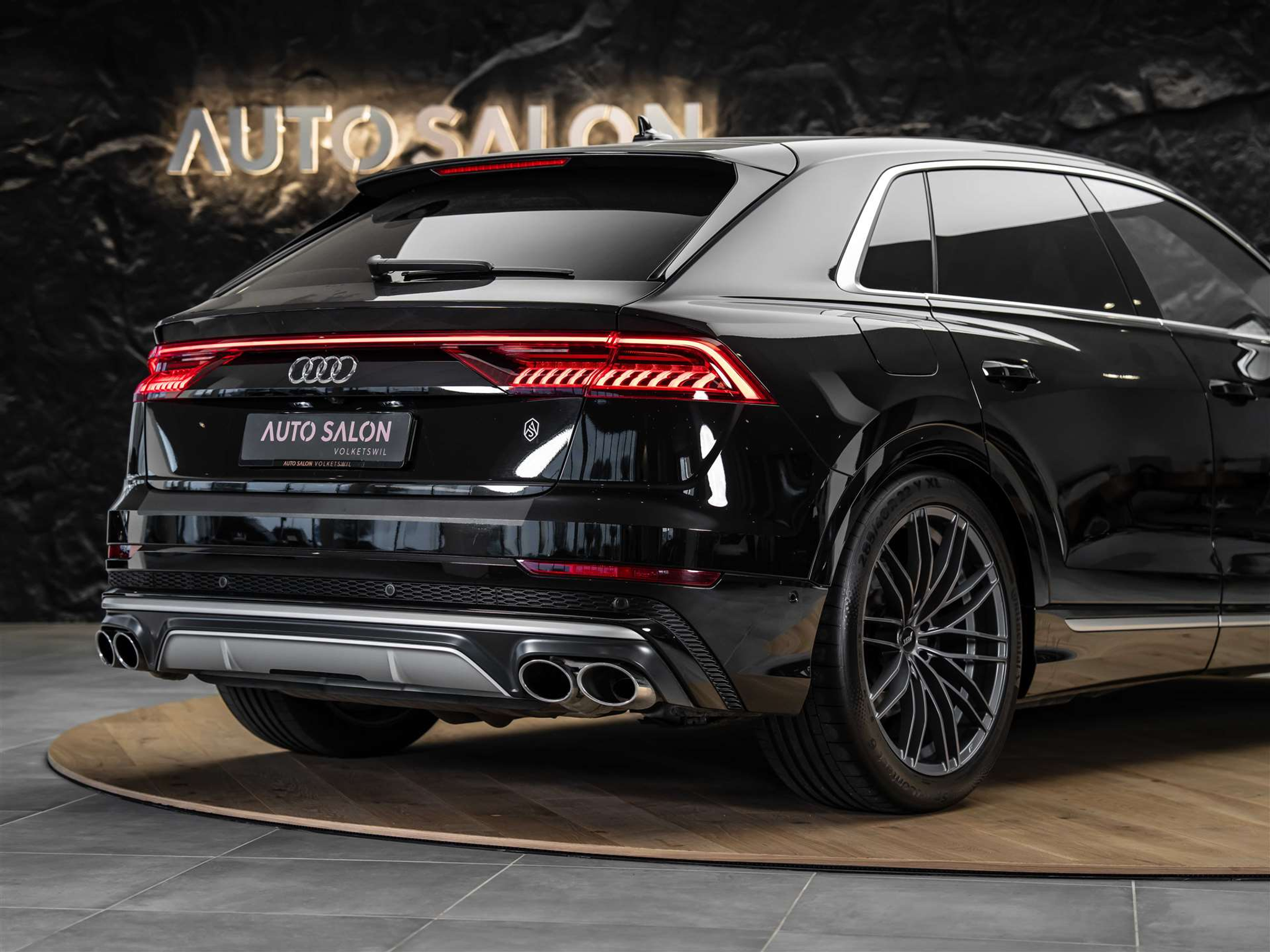 listing desktop thumbnail image 19