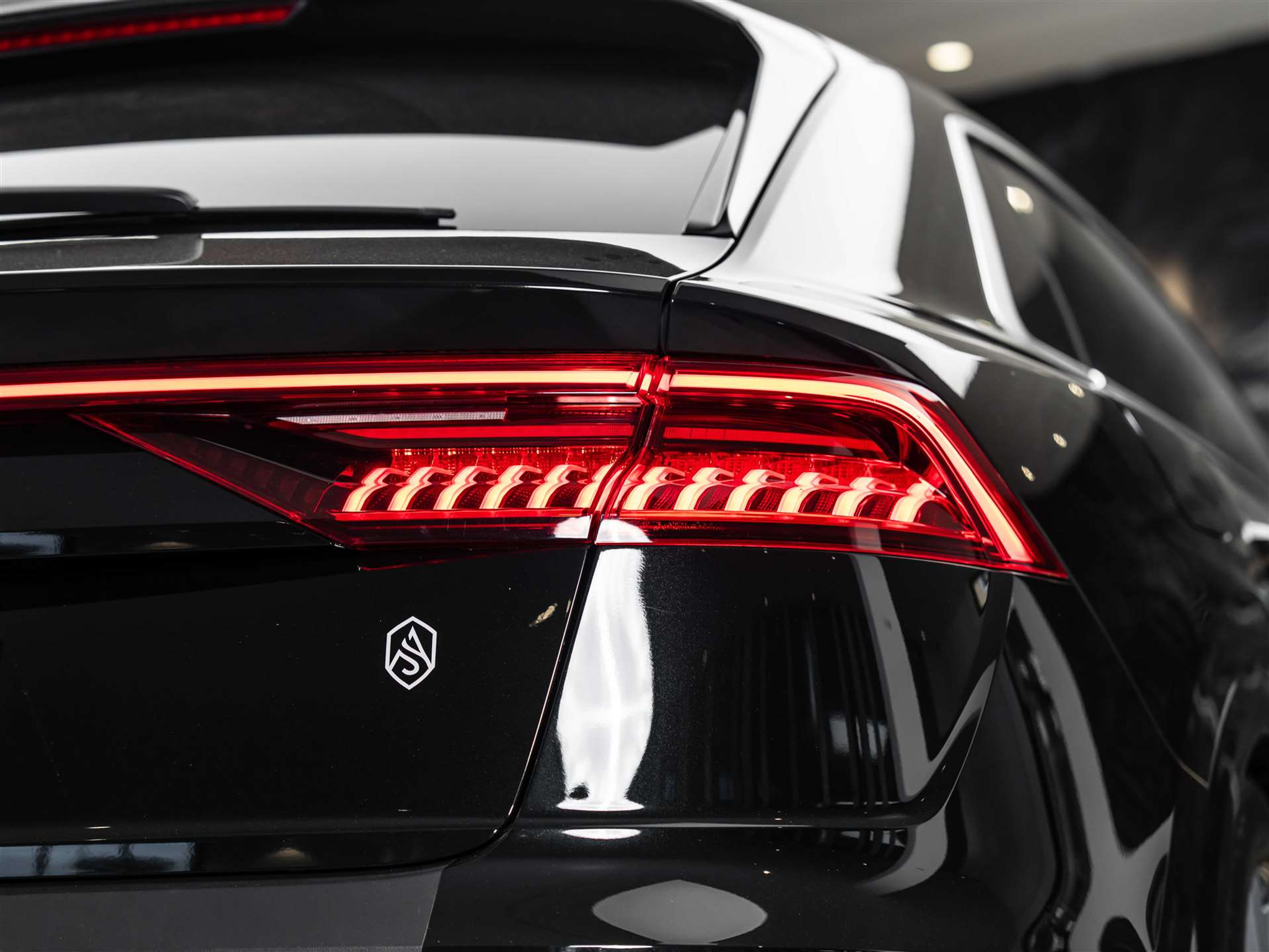 listing desktop thumbnail image 18