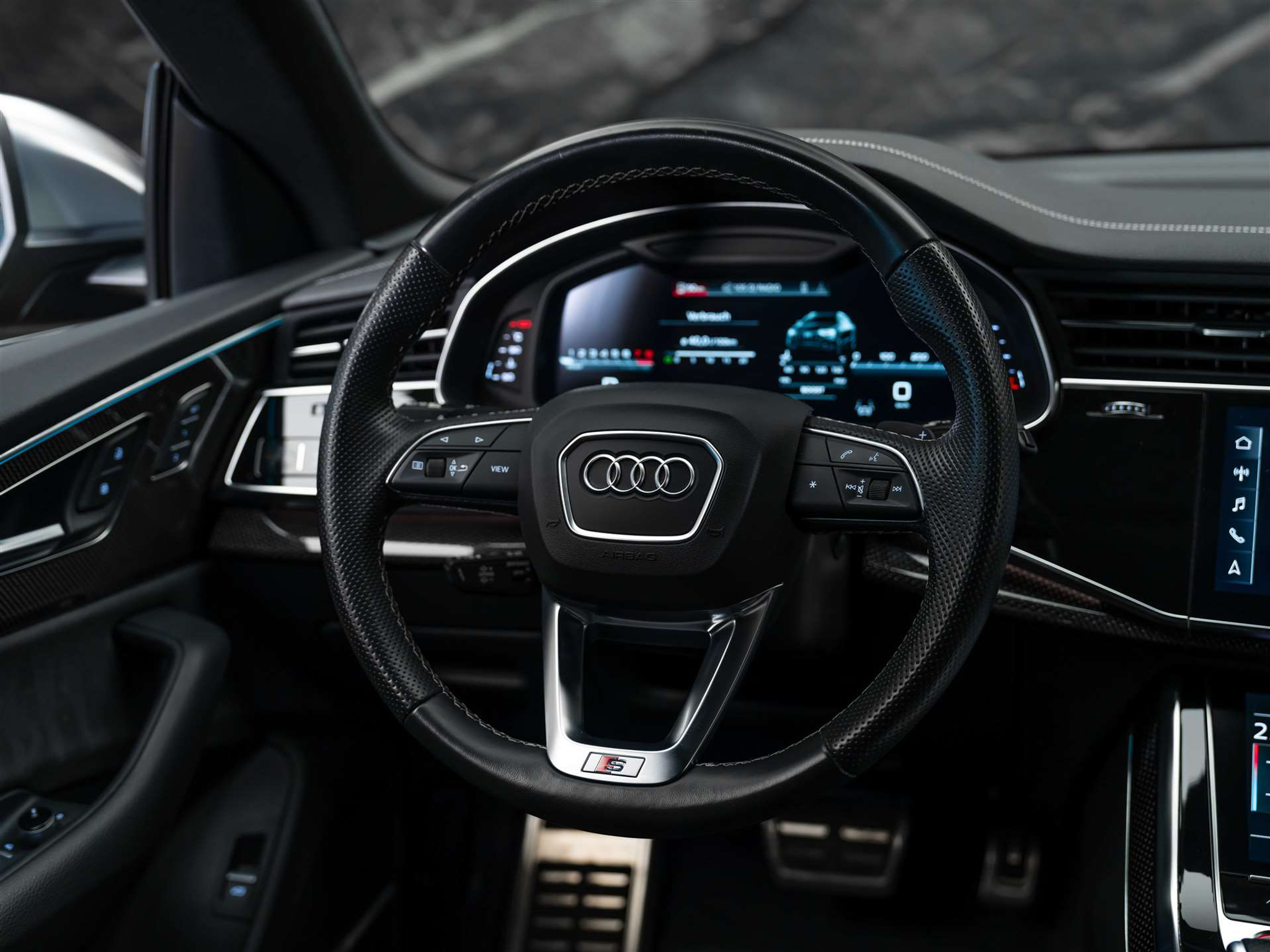 listing desktop thumbnail image 30