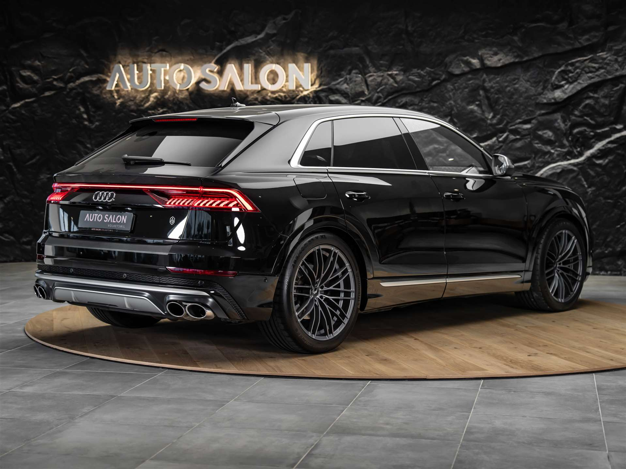 listing desktop thumbnail image 4